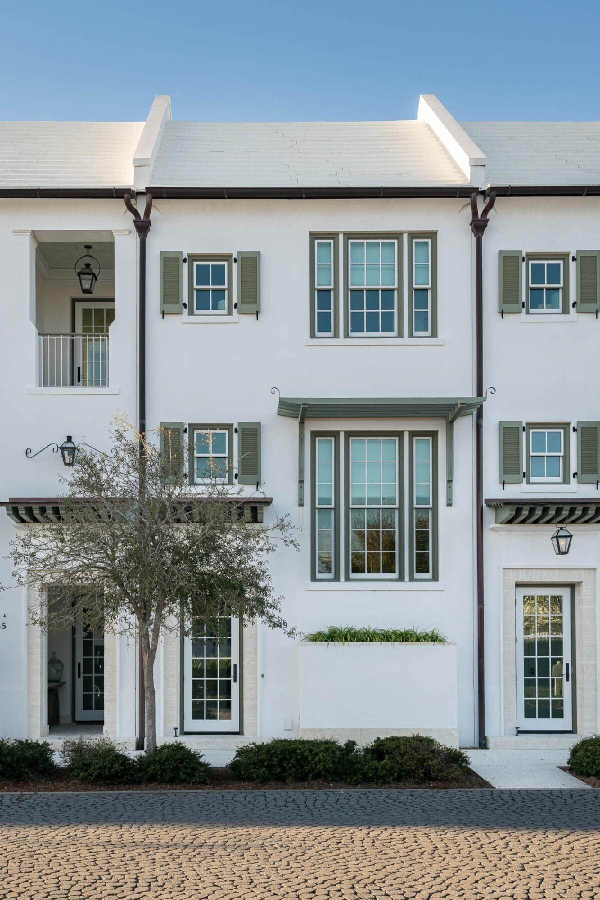 ALYS BEACH - Residential