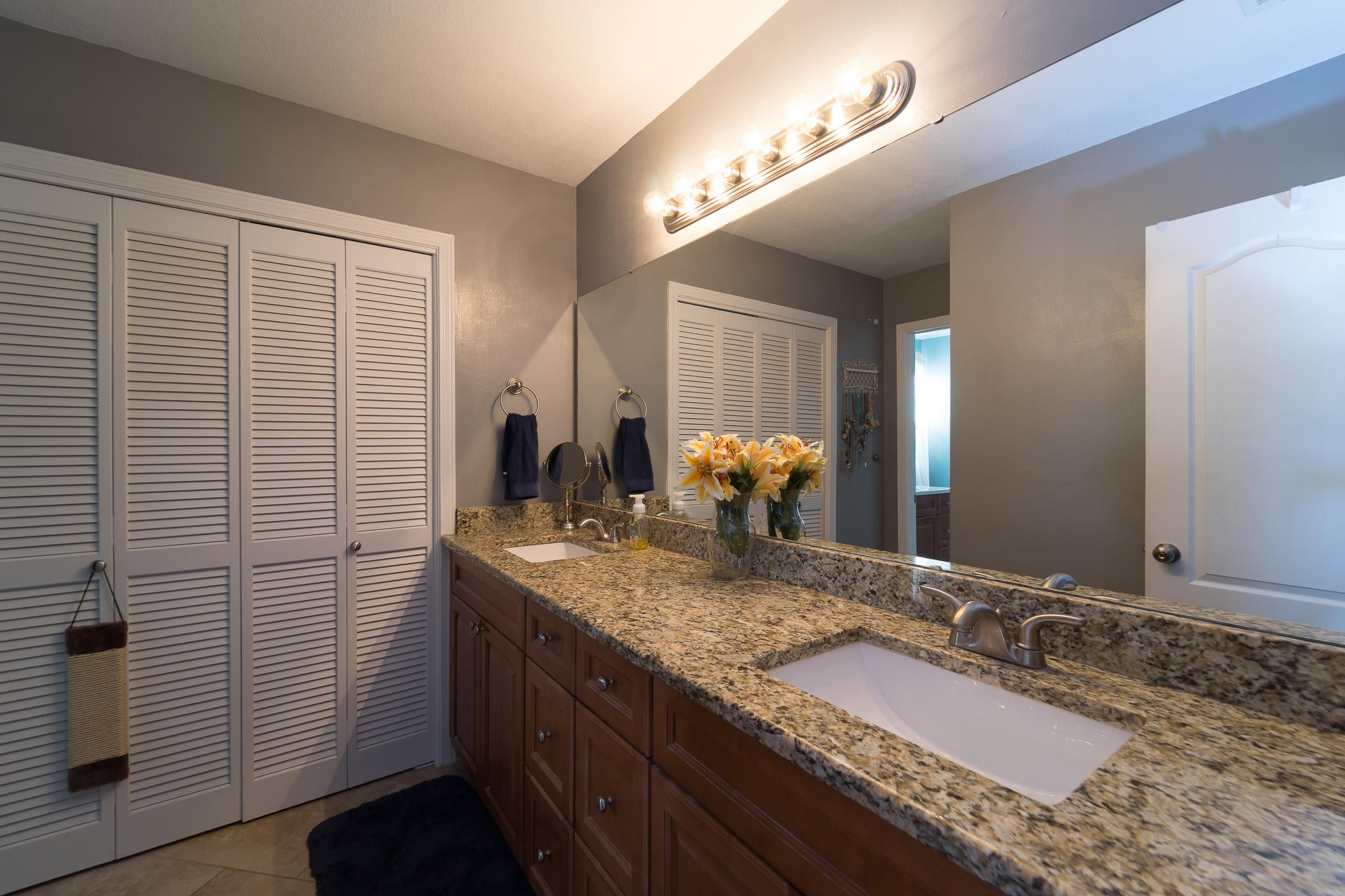 CANDLEWOOD VILLAGE - Residential