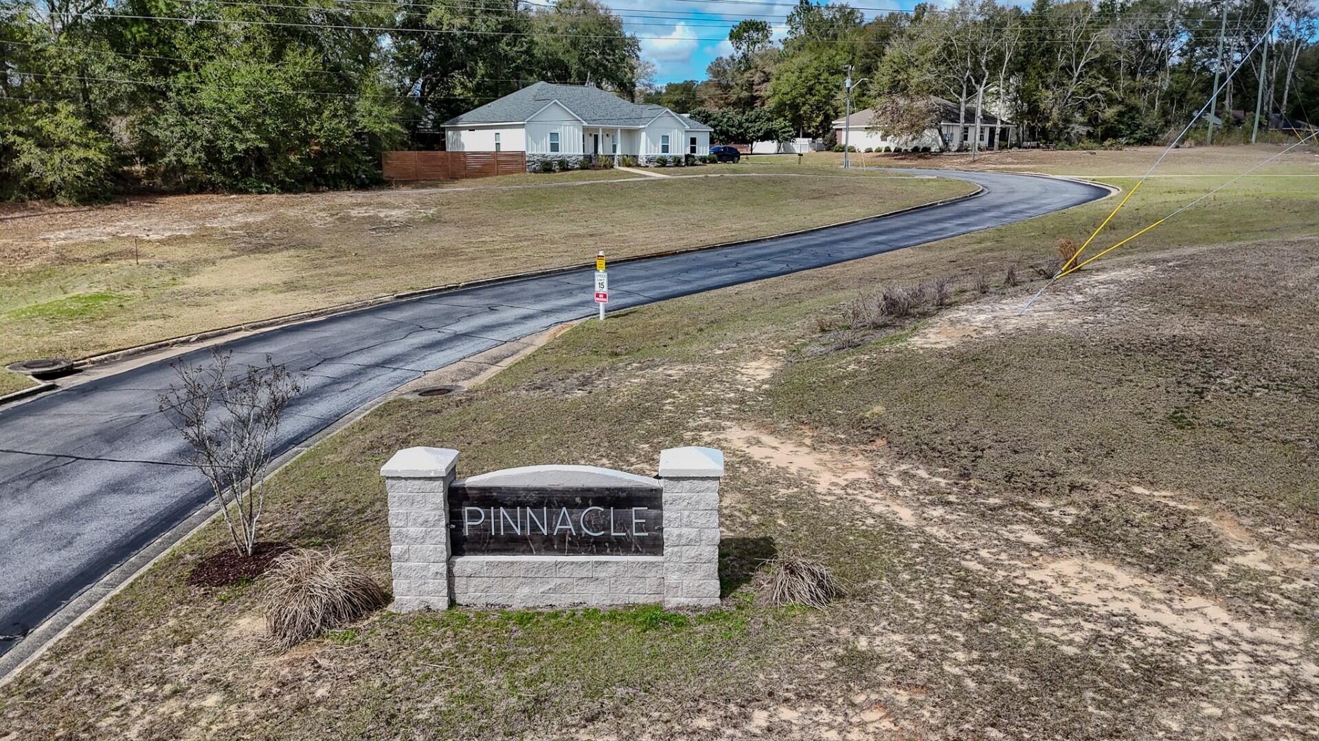 PINNACLE POINT - Residential
