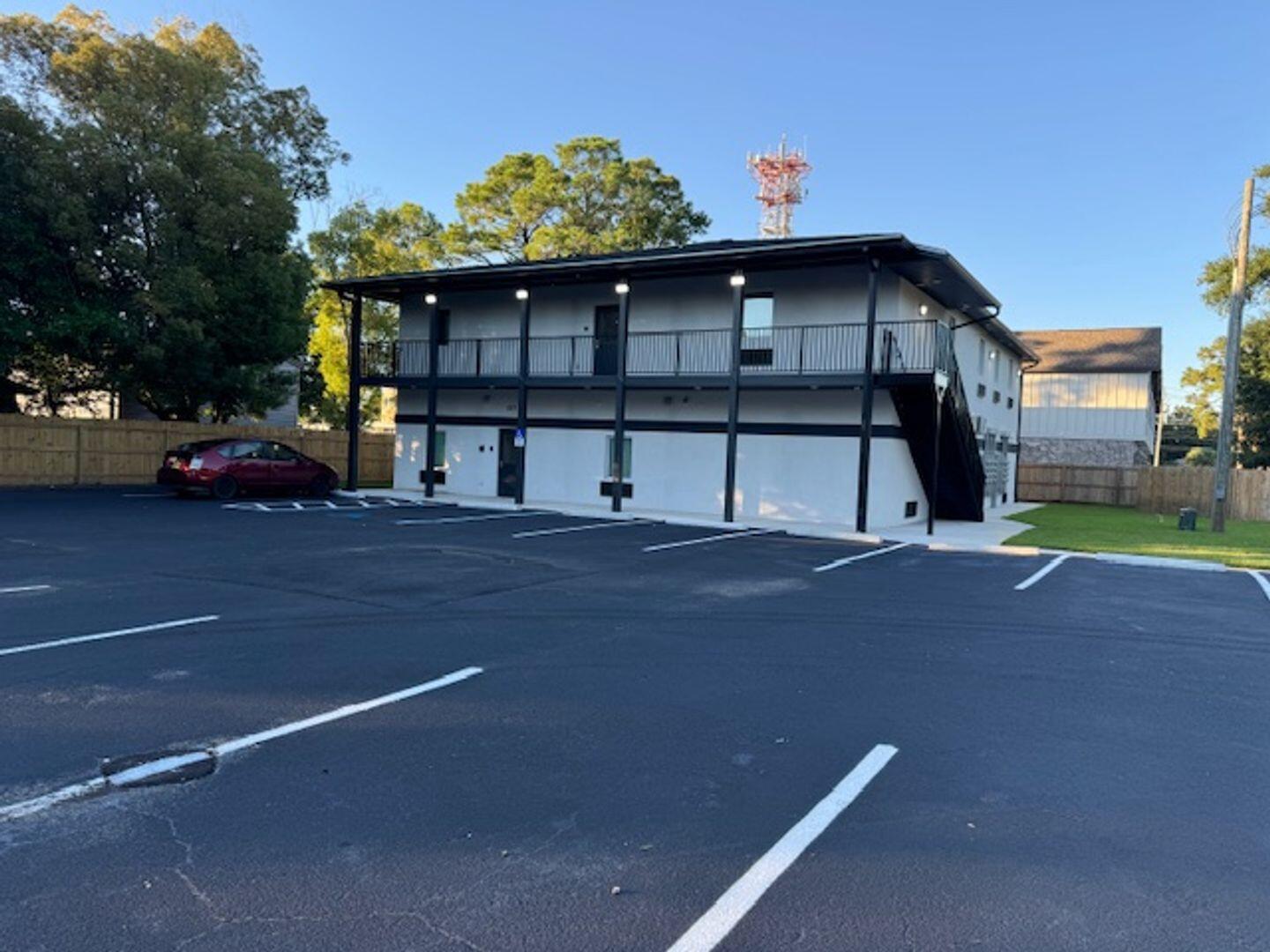 OCEAN CITY E1/2 OF LOTS 193 & 194 & W 20FT VACATED R/W - Residential Lease
