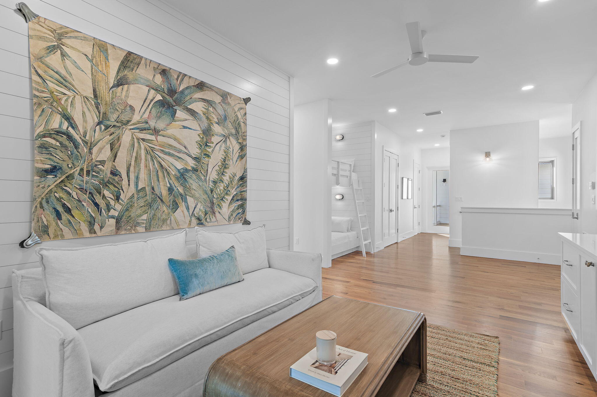 SEAGROVE SHORES 4TH ADD - Residential