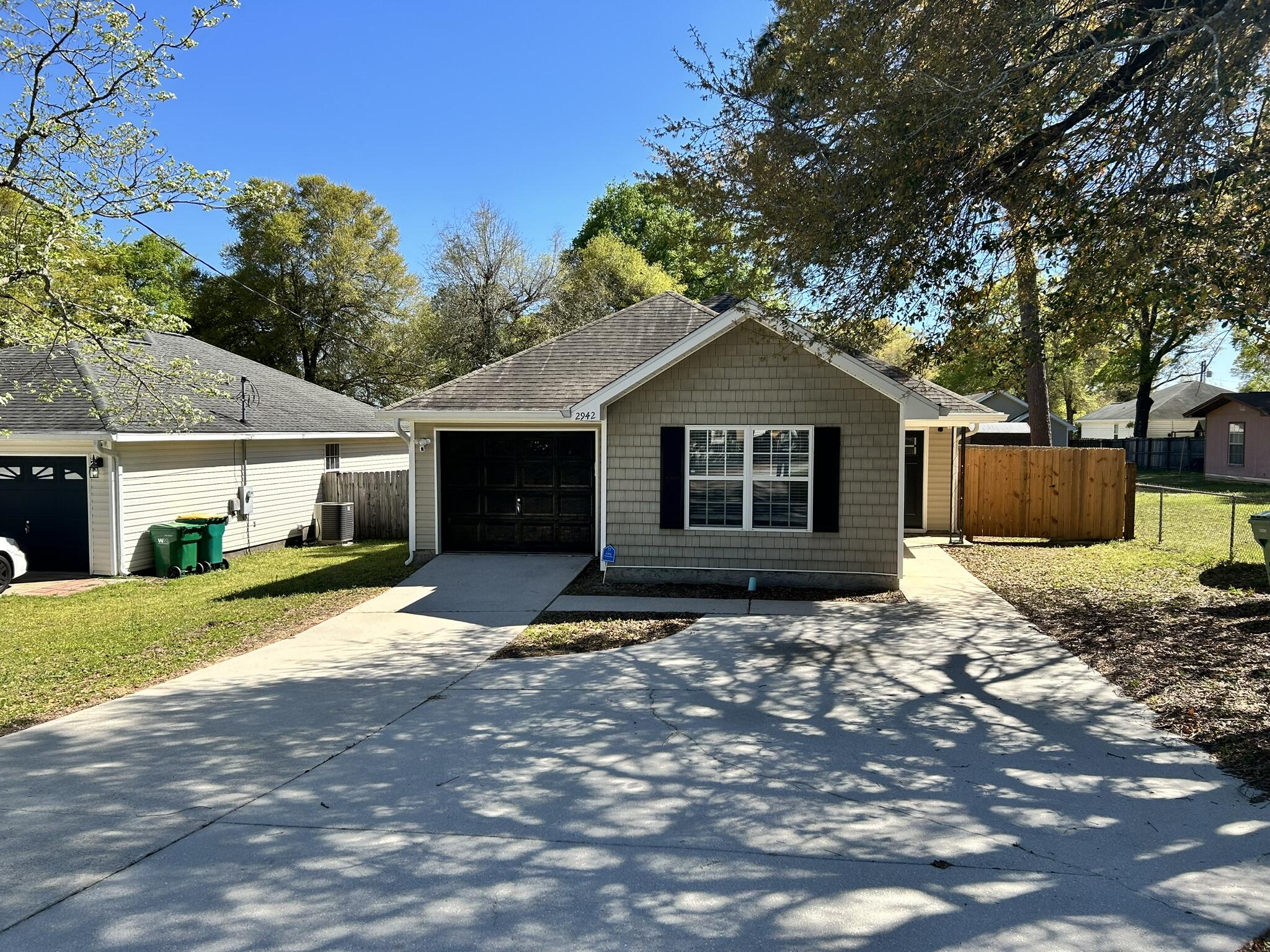 Welcome to 2942 Sholtz Avenue, a beautifully maintained 3-bedroom, 2-bathroom home in the heart of Crestview! This inviting property offers 1,200 sqft of comfortable living space, perfect for anyone looking for a peaceful retreat.
Step inside to an open-concept layout featuring a bright and airy living room, a modern kitchen with ample cabinet space, and a cozy dining area ideal for gatherings. The spacious primary suite boasts an en-suite bathroom, while the additional bedrooms provide plenty of room for guests or a home office.
Enjoy Florida's beautiful weather in the private backyard, perfect for entertaining or relaxing after a long day.