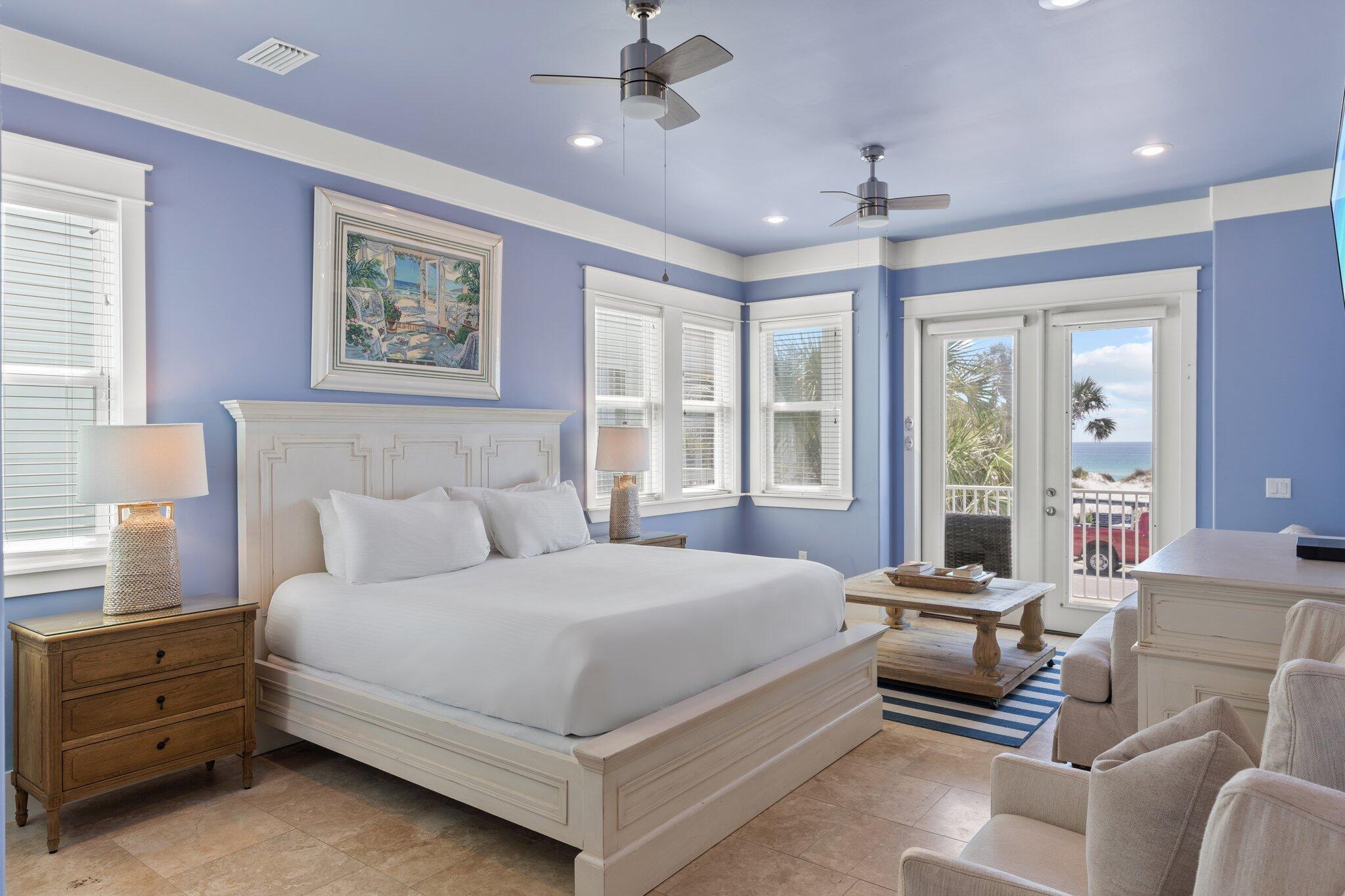 CRYSTAL SHORES - Residential