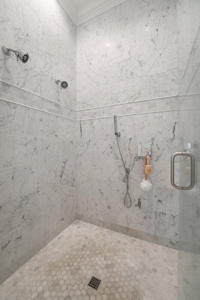 ISLAND ESTATES - Residential