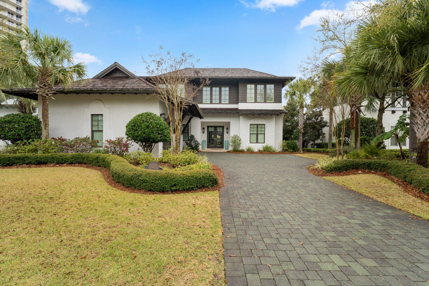 ISLAND ESTATES - Residential