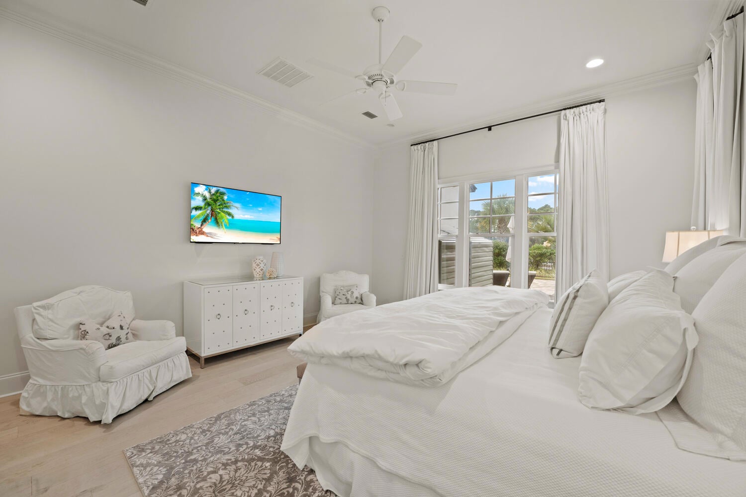 ISLAND ESTATES - Residential