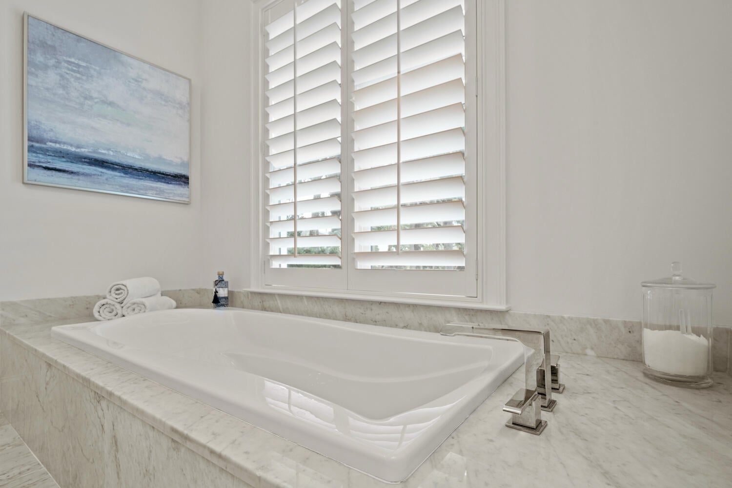 ISLAND ESTATES - Residential