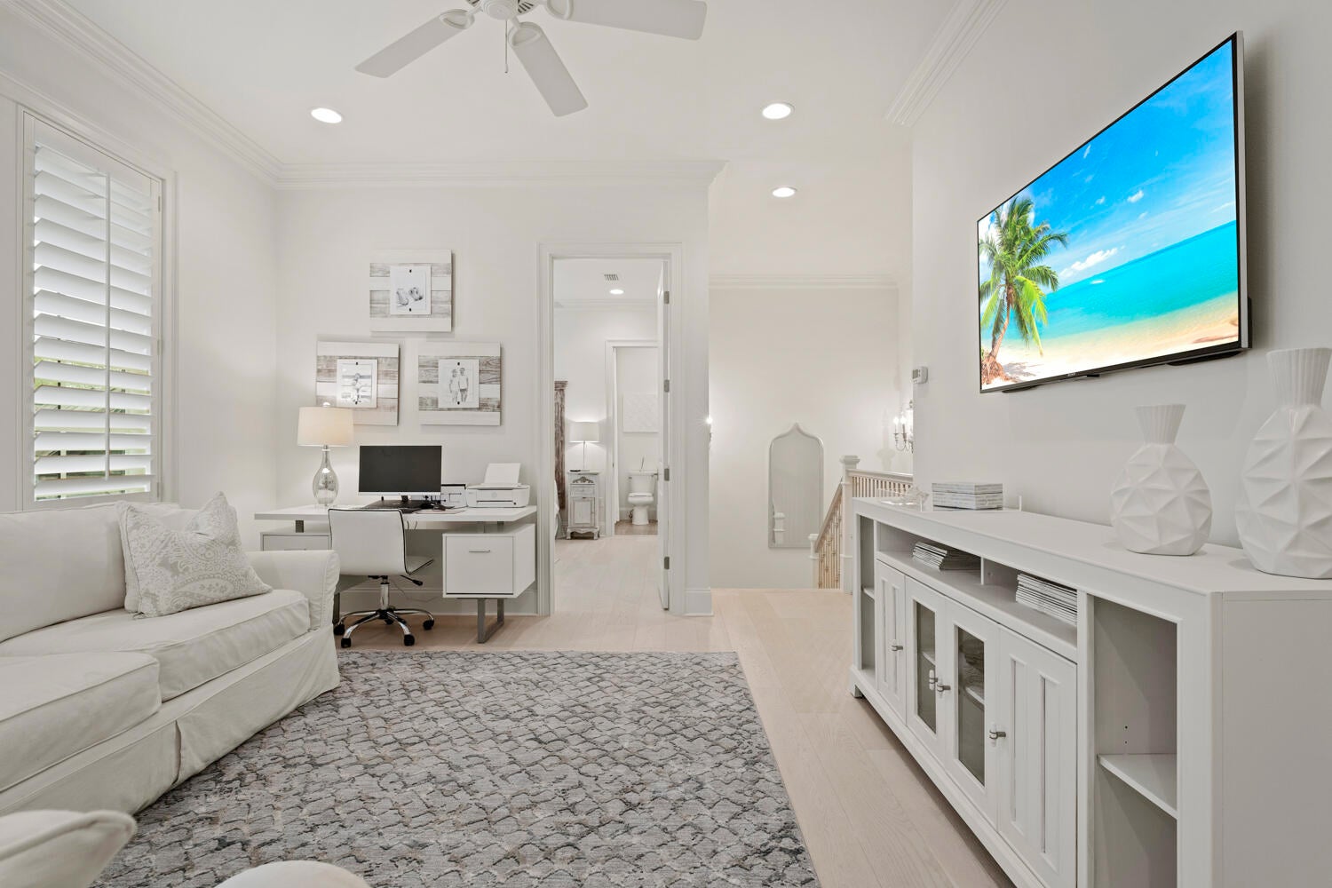 ISLAND ESTATES - Residential