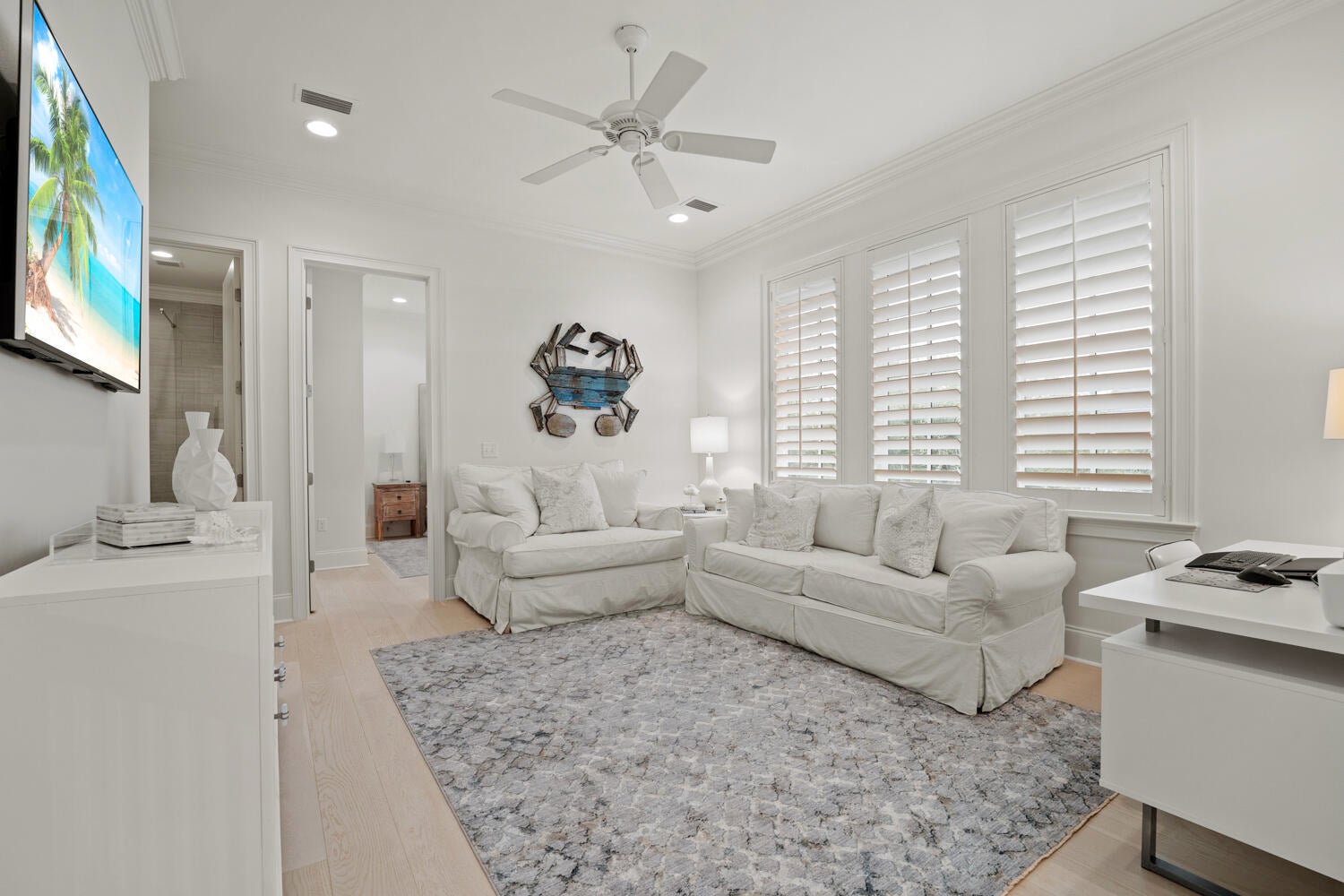 ISLAND ESTATES - Residential