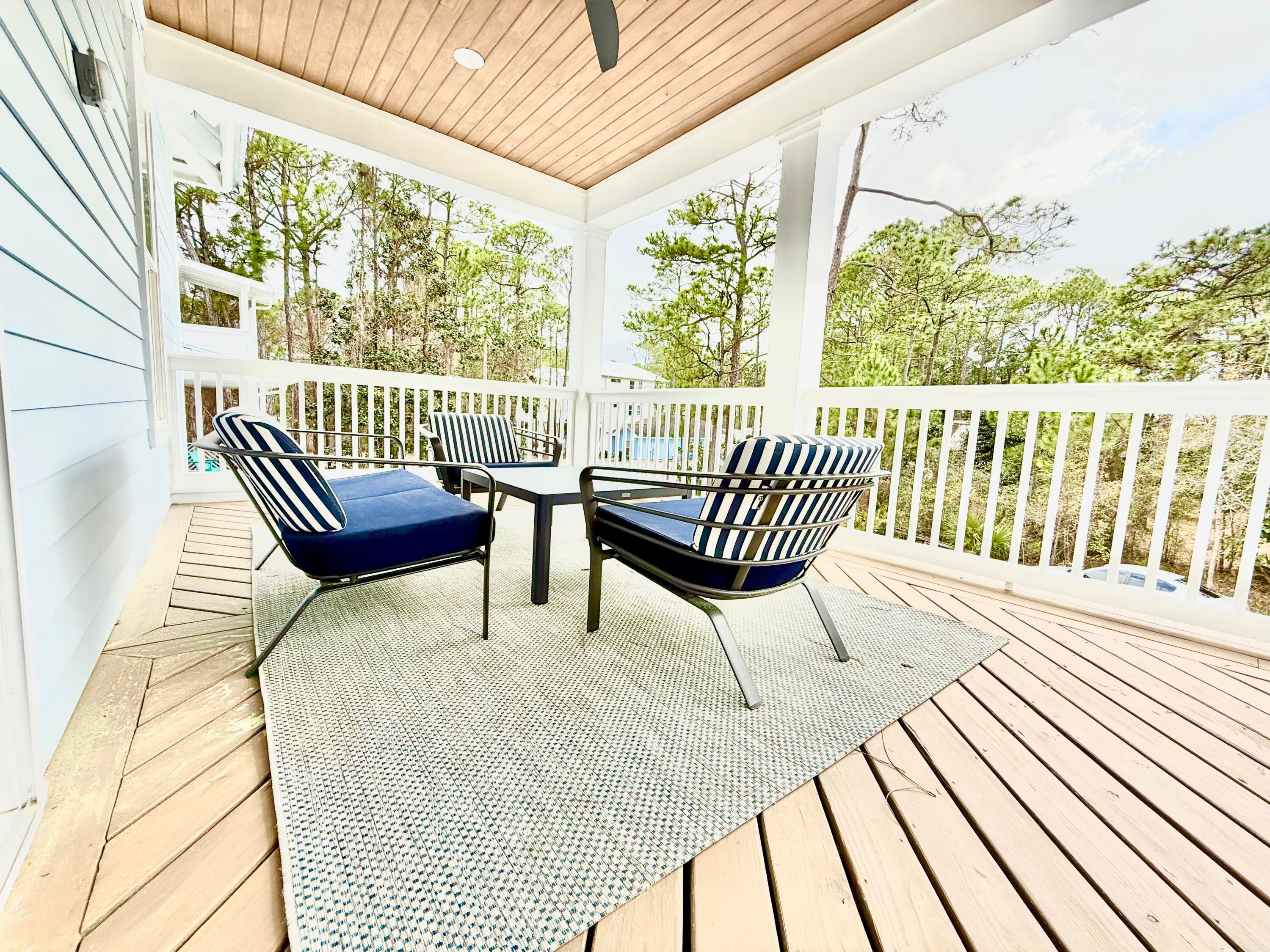 GULF SHORE MANOR - Residential