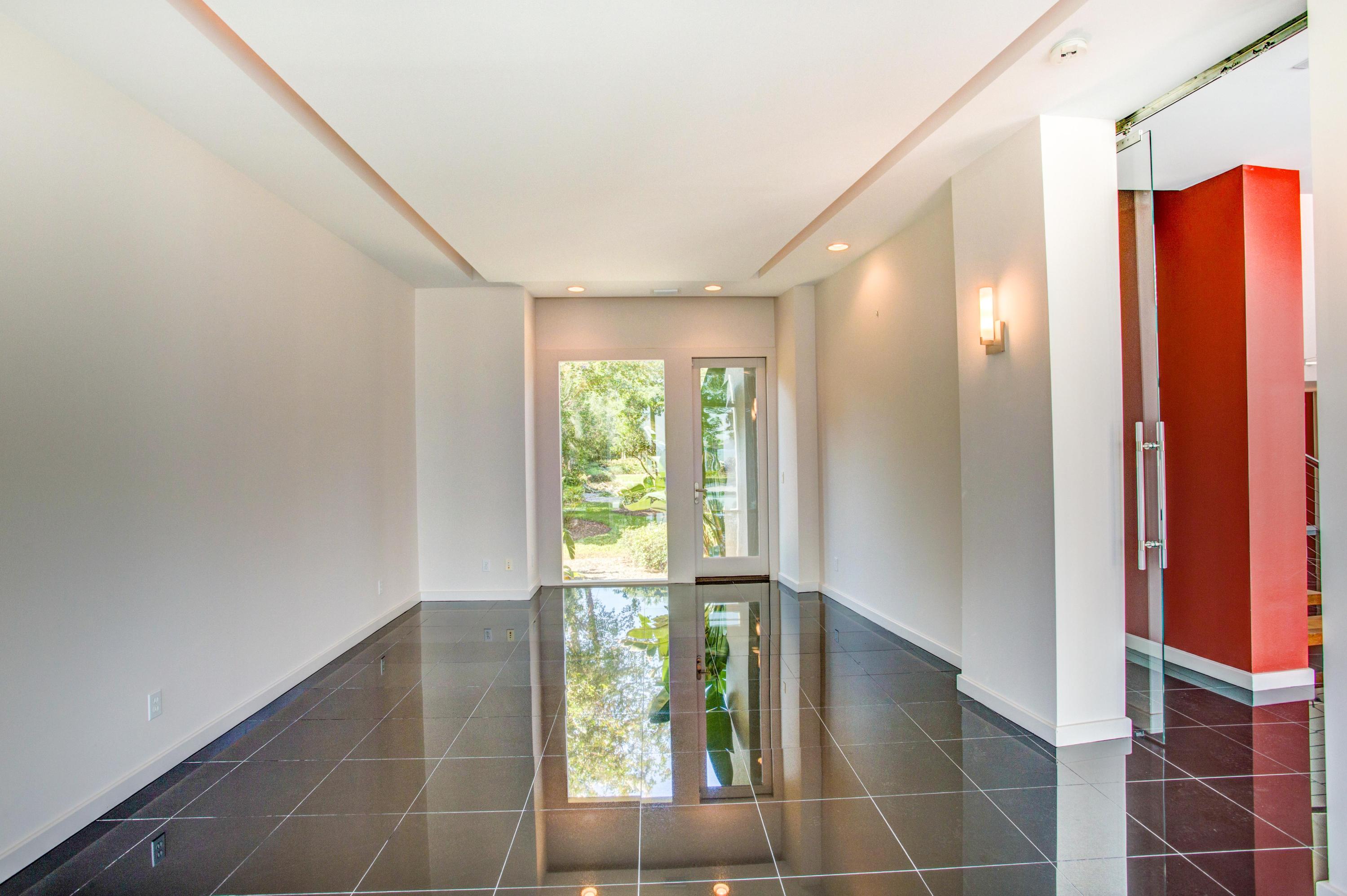 COBBS POINT - Residential