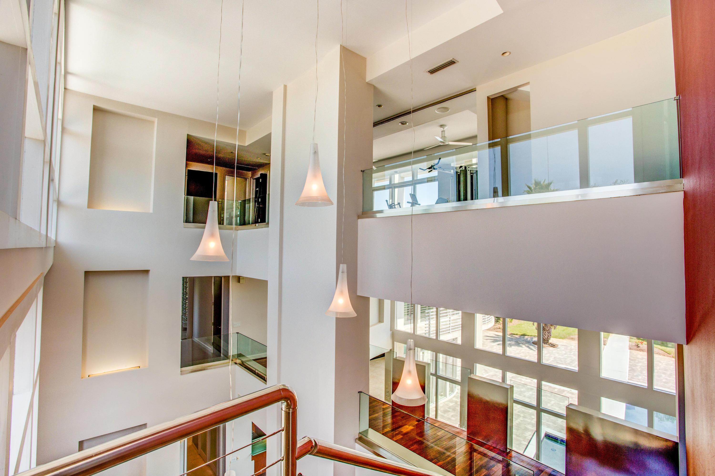COBBS POINT - Residential