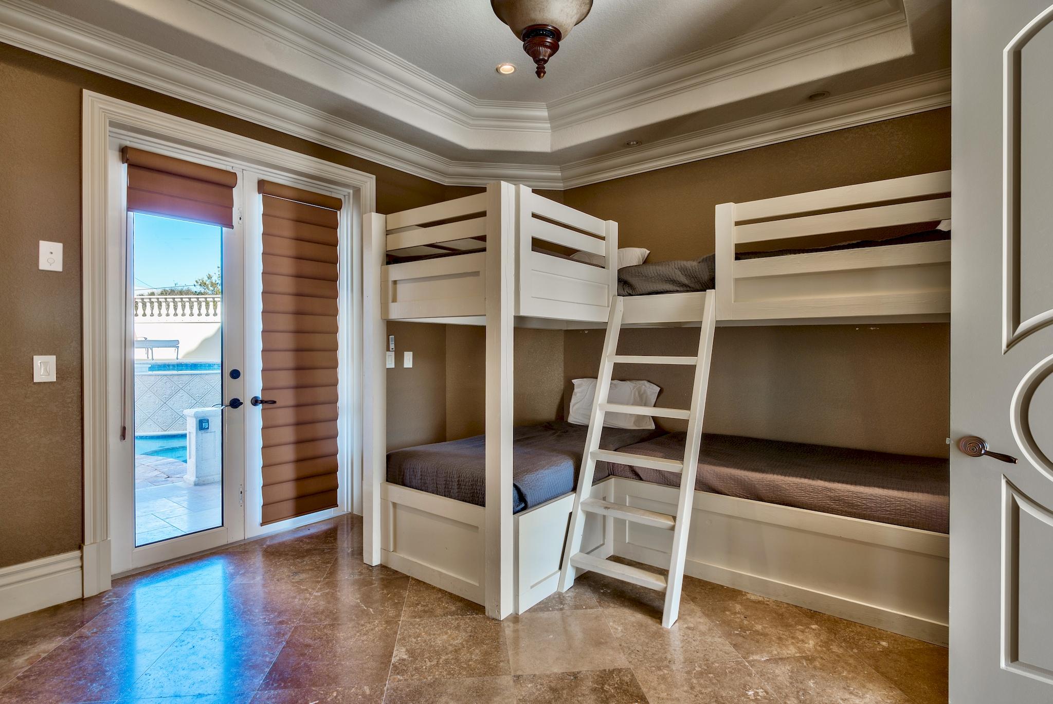PELICAN POINTE AT CAMP CREEK - Residential