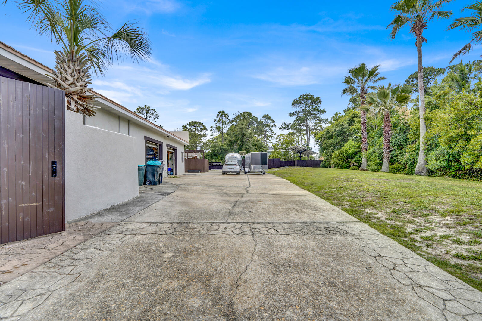 NO RECORDED SUBDIVISION - Residential