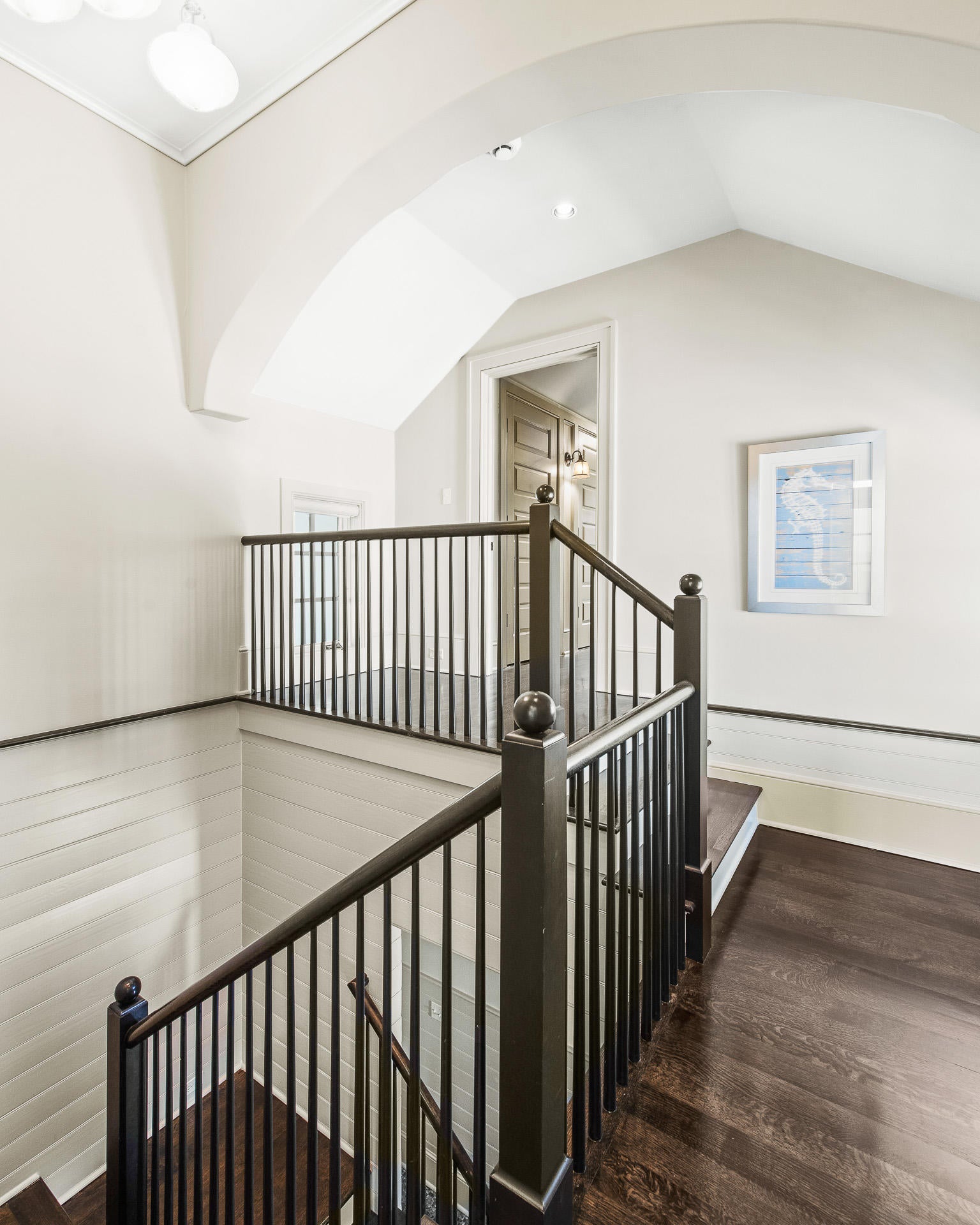 RETREAT THE - Residential