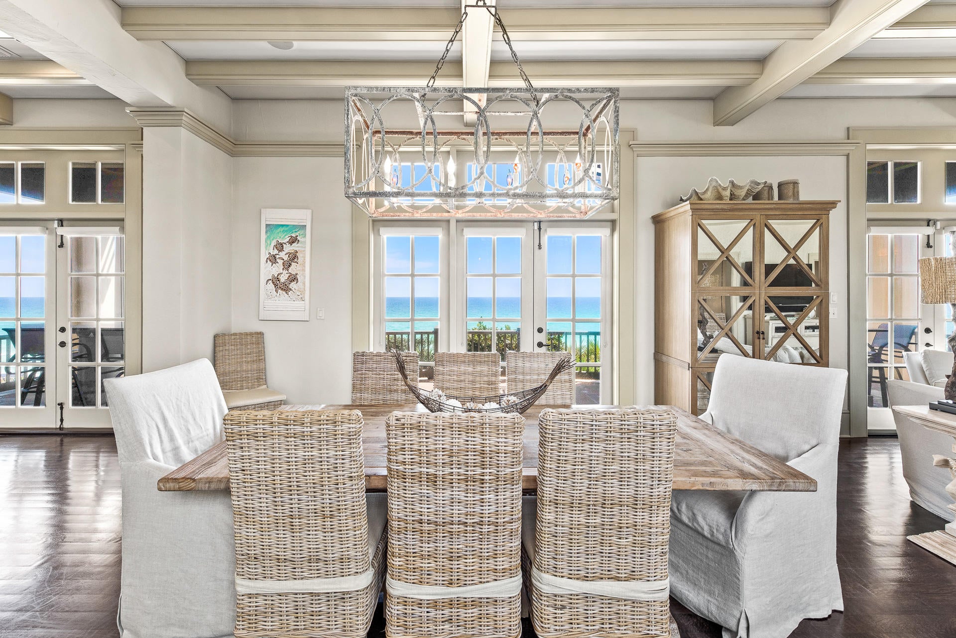 RETREAT THE - Residential