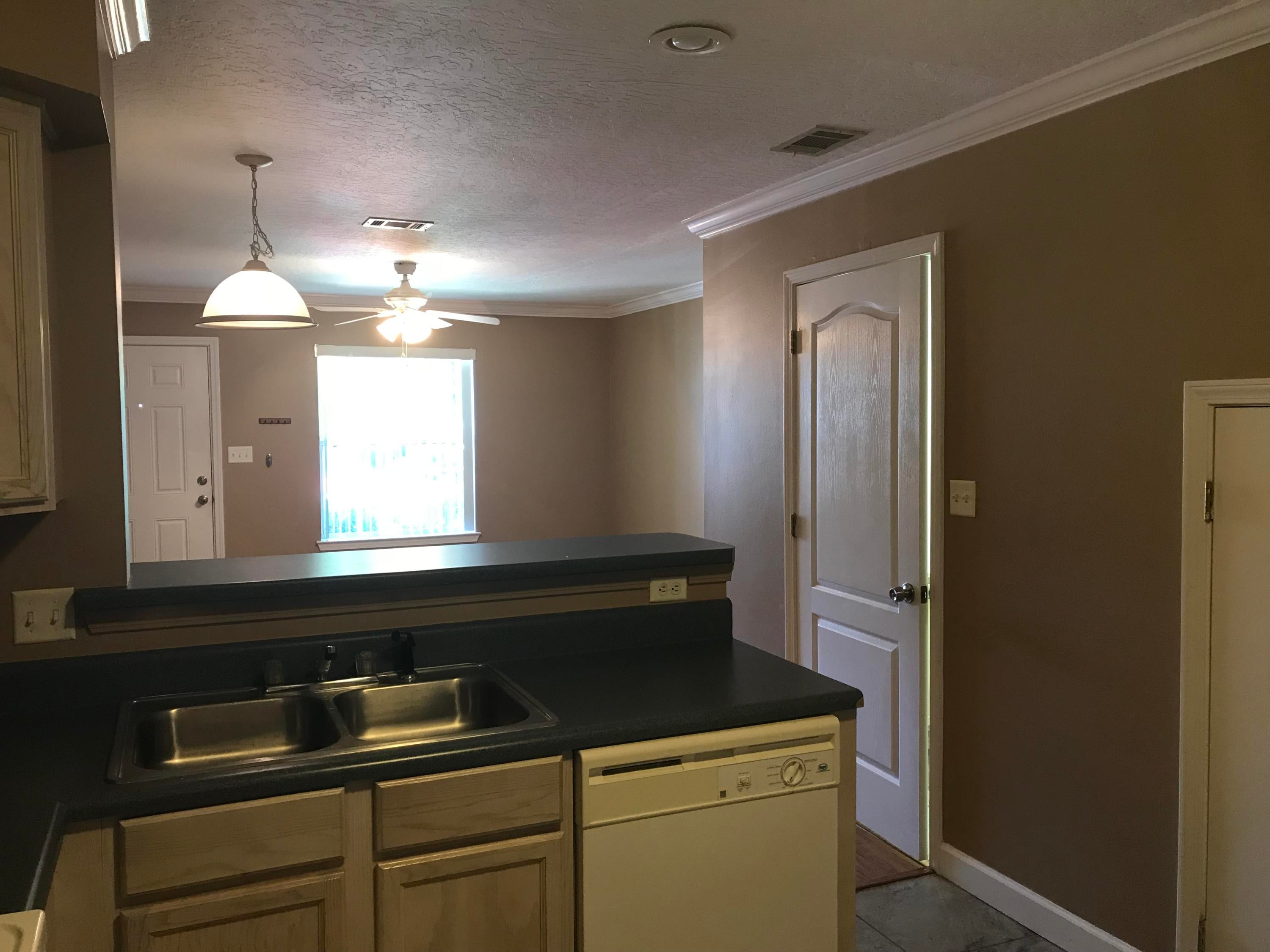 SHAY LIN TOWNHOMES - Residential Lease