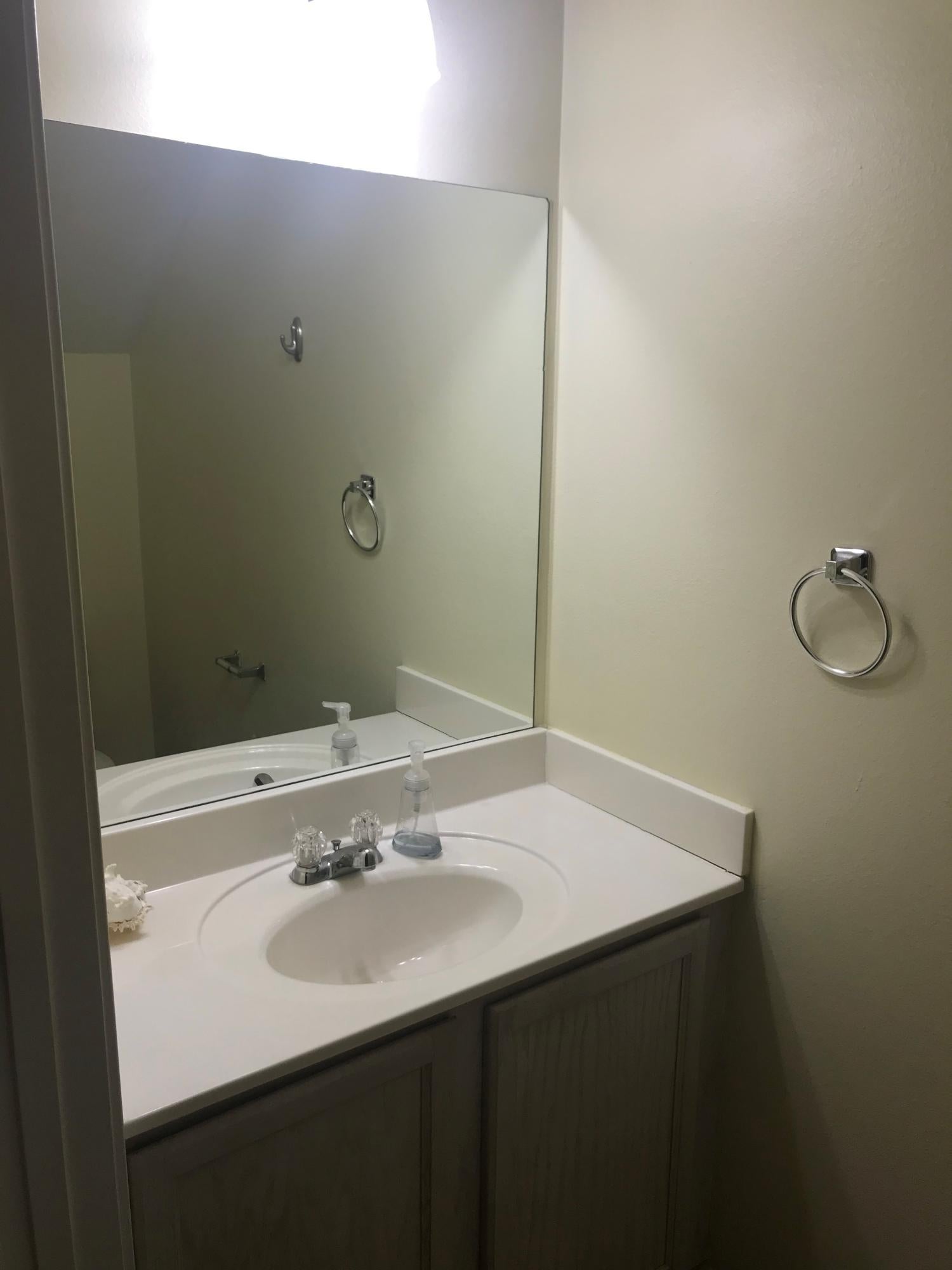 SHAY LIN TOWNHOMES - Residential Lease