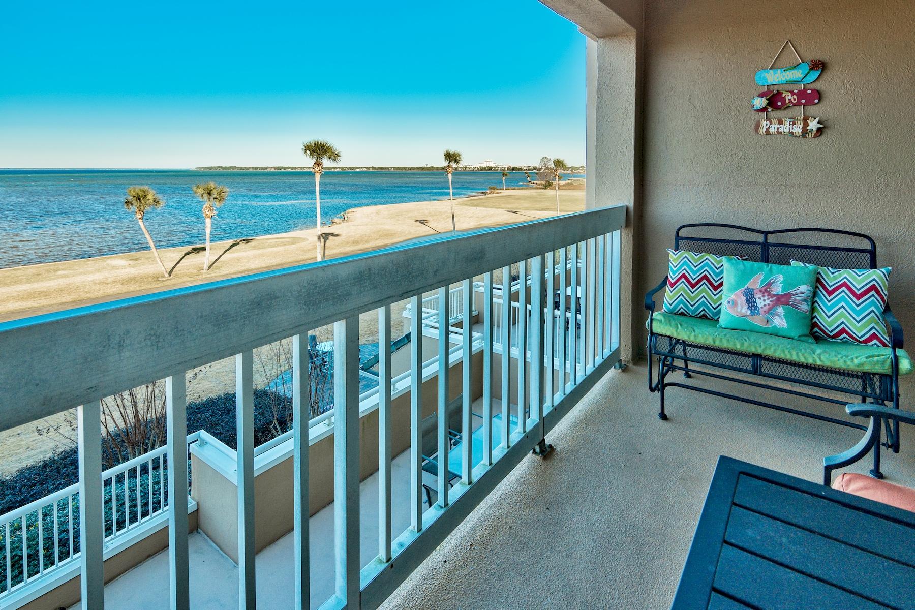PLAYERS CLUB ON THE BAY - Residential