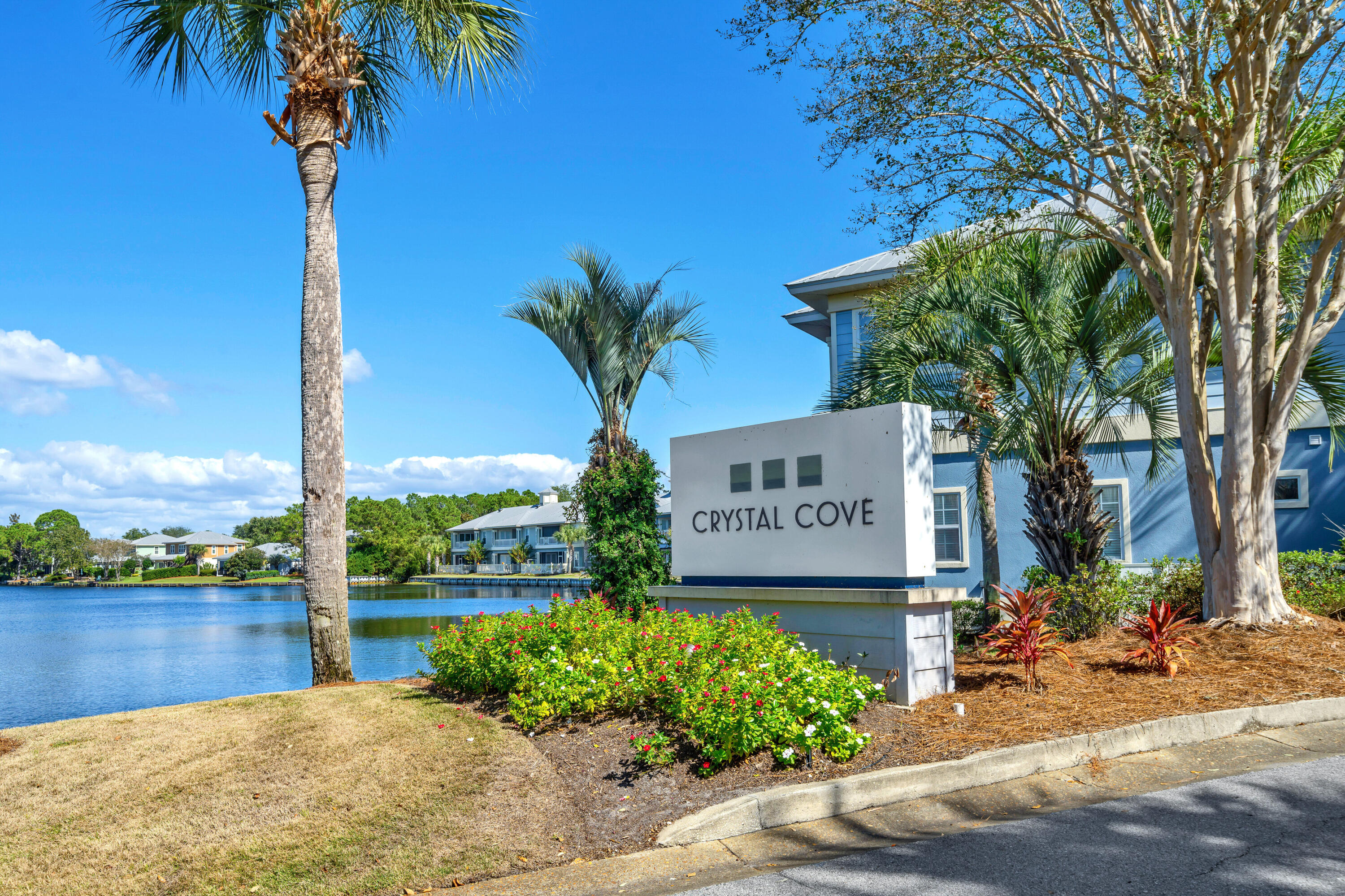 CRYSTAL COVE - Residential