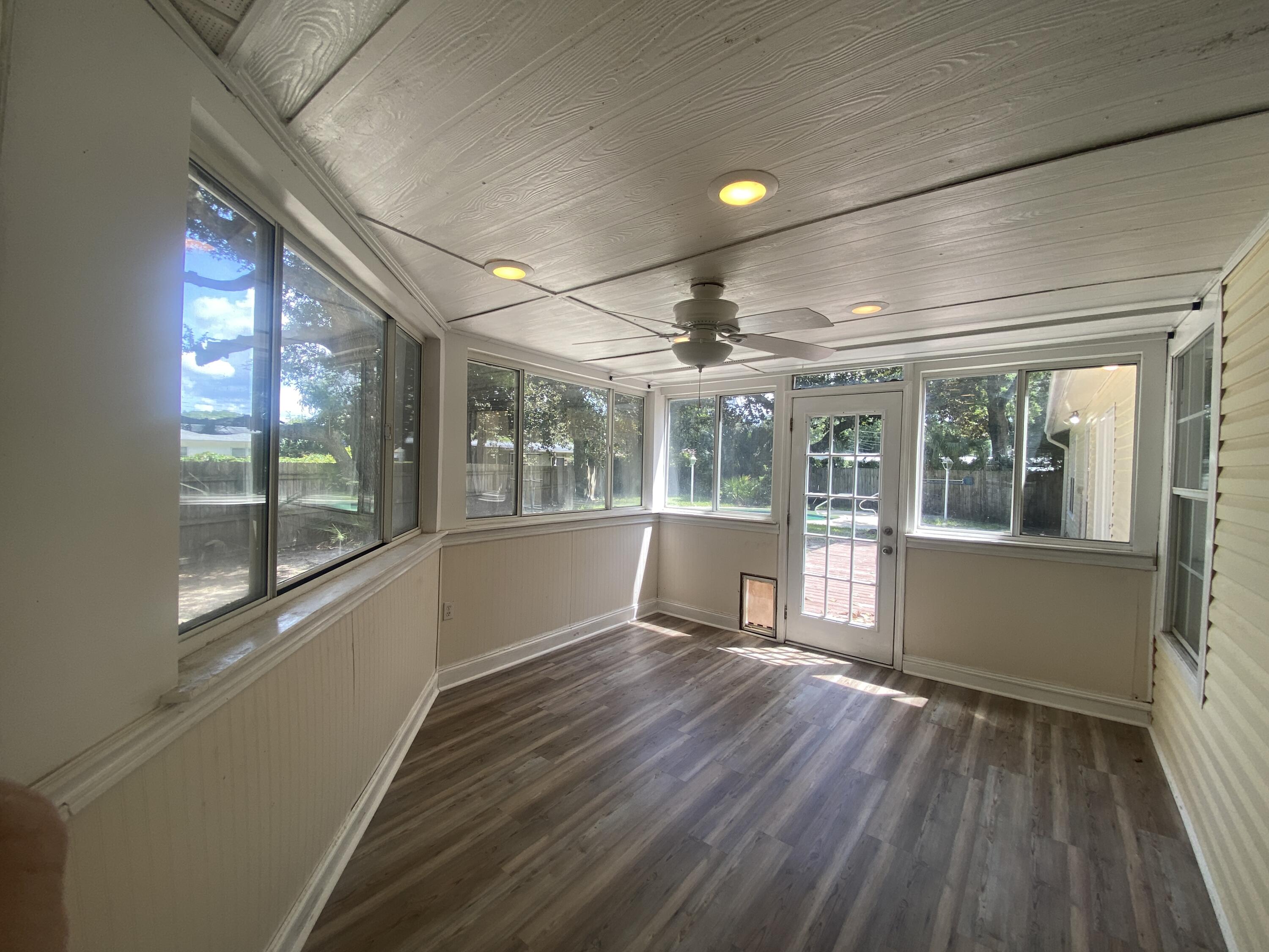 SPENCERS CROSSING - Residential Lease