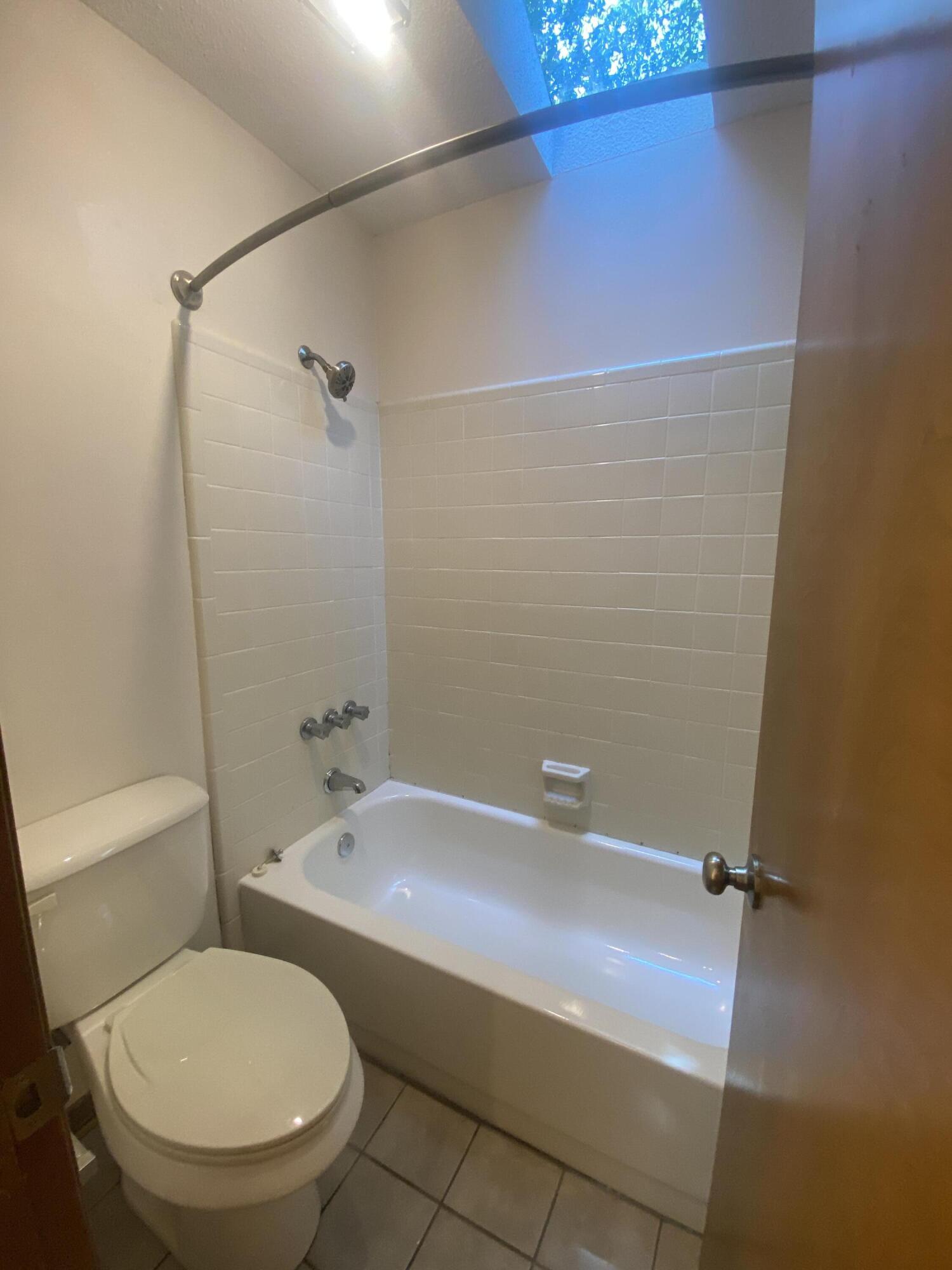 SPENCERS CROSSING - Residential Lease