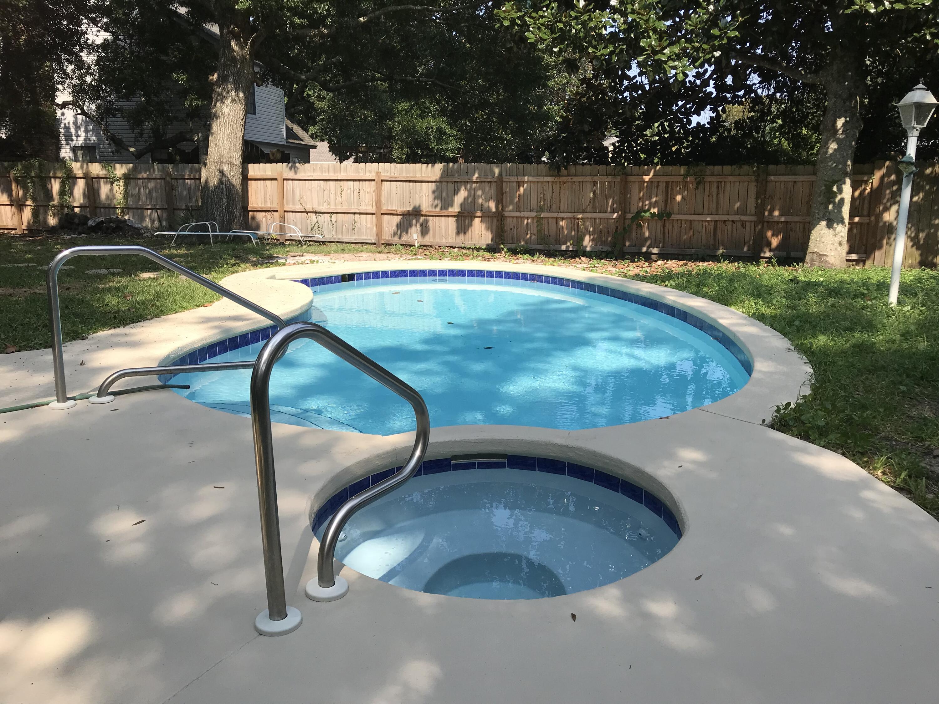 SPENCERS CROSSING - Residential Lease