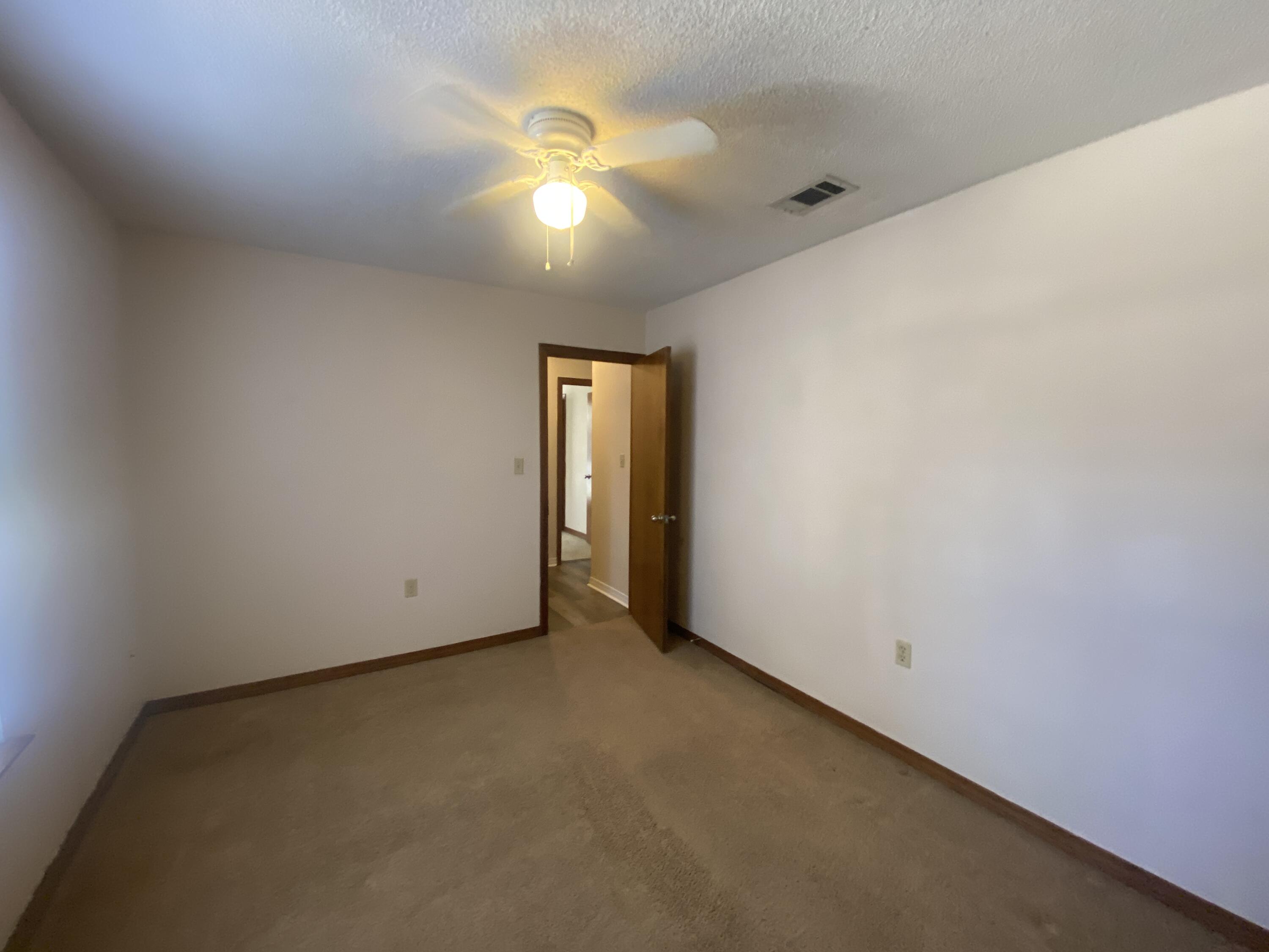 SPENCERS CROSSING - Residential Lease
