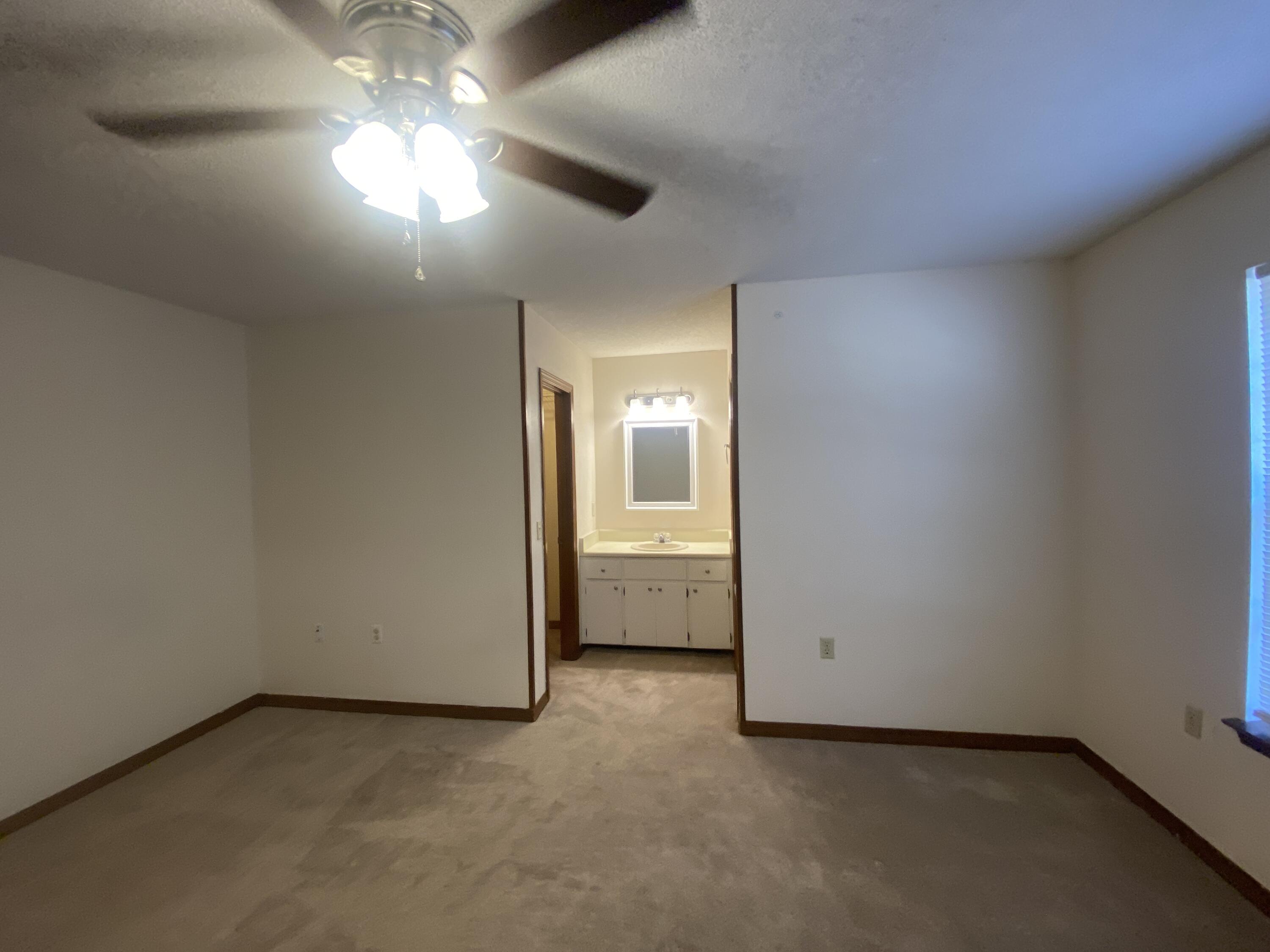 SPENCERS CROSSING - Residential Lease