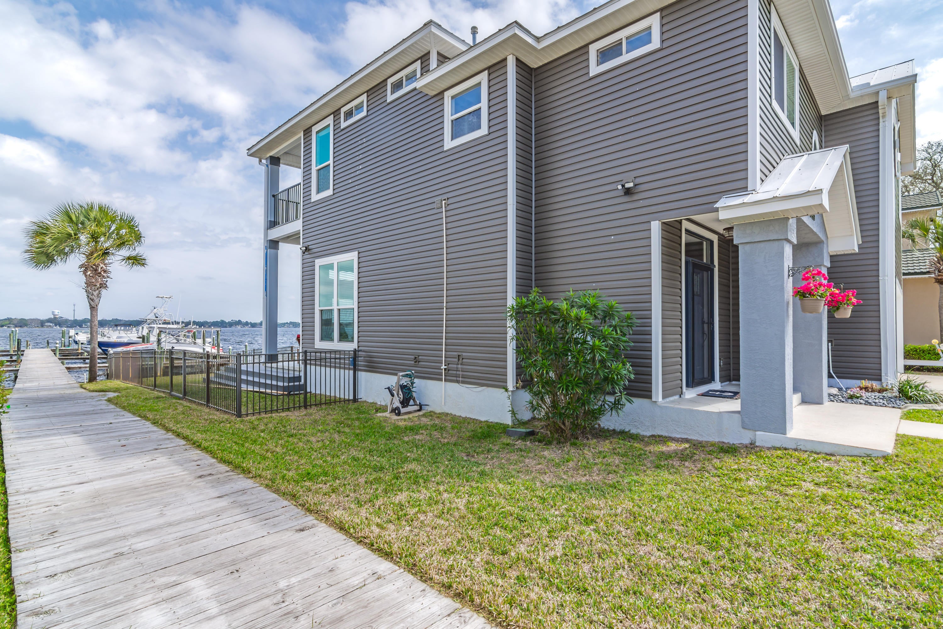 PALM HARBOR MARINA - Residential