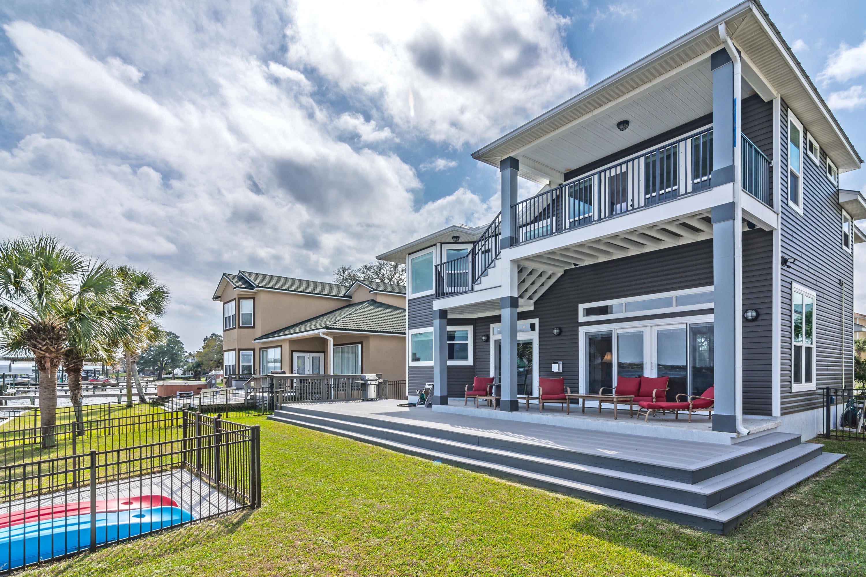 PALM HARBOR MARINA - Residential