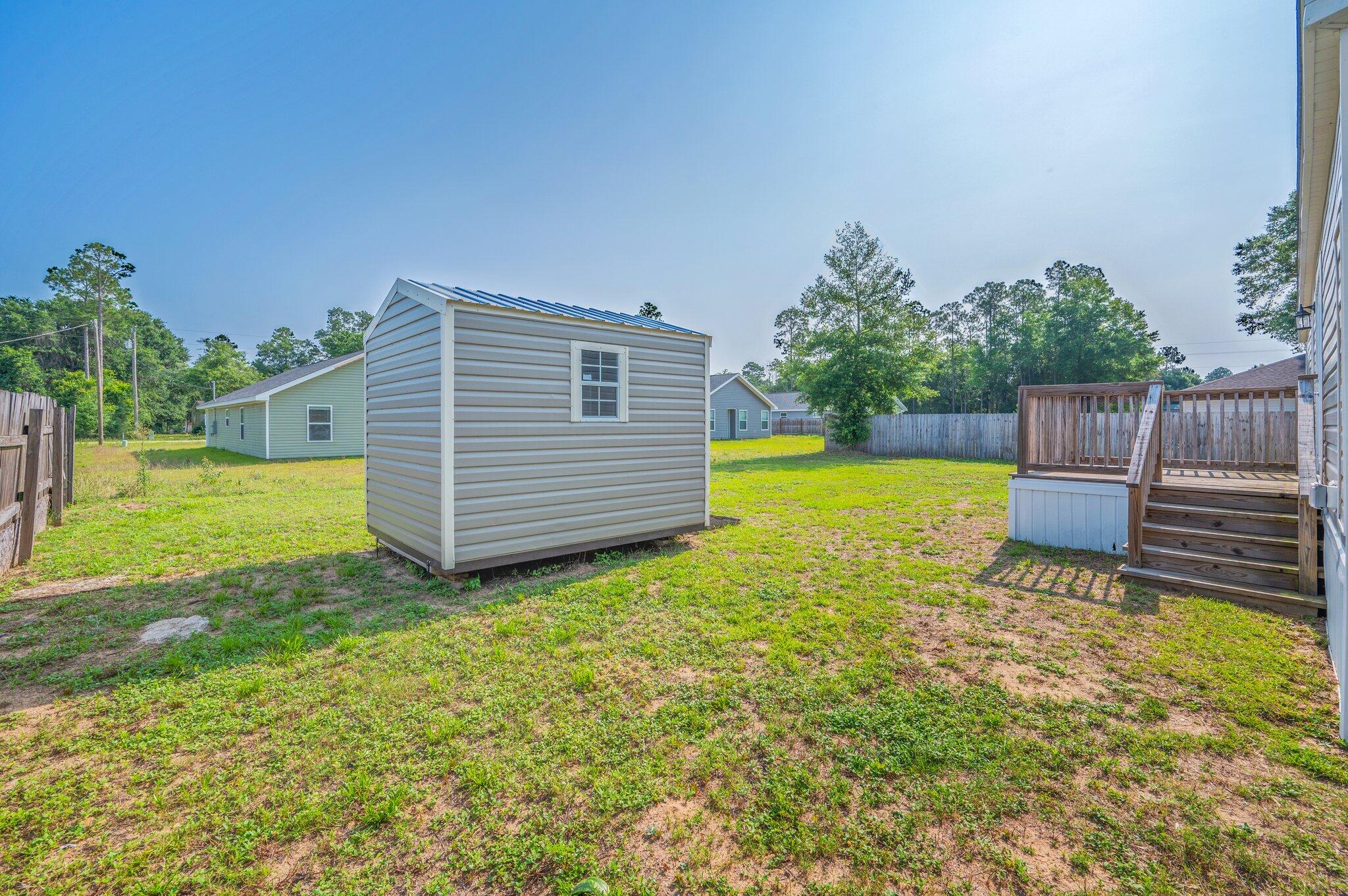 THE PINES - Residential
