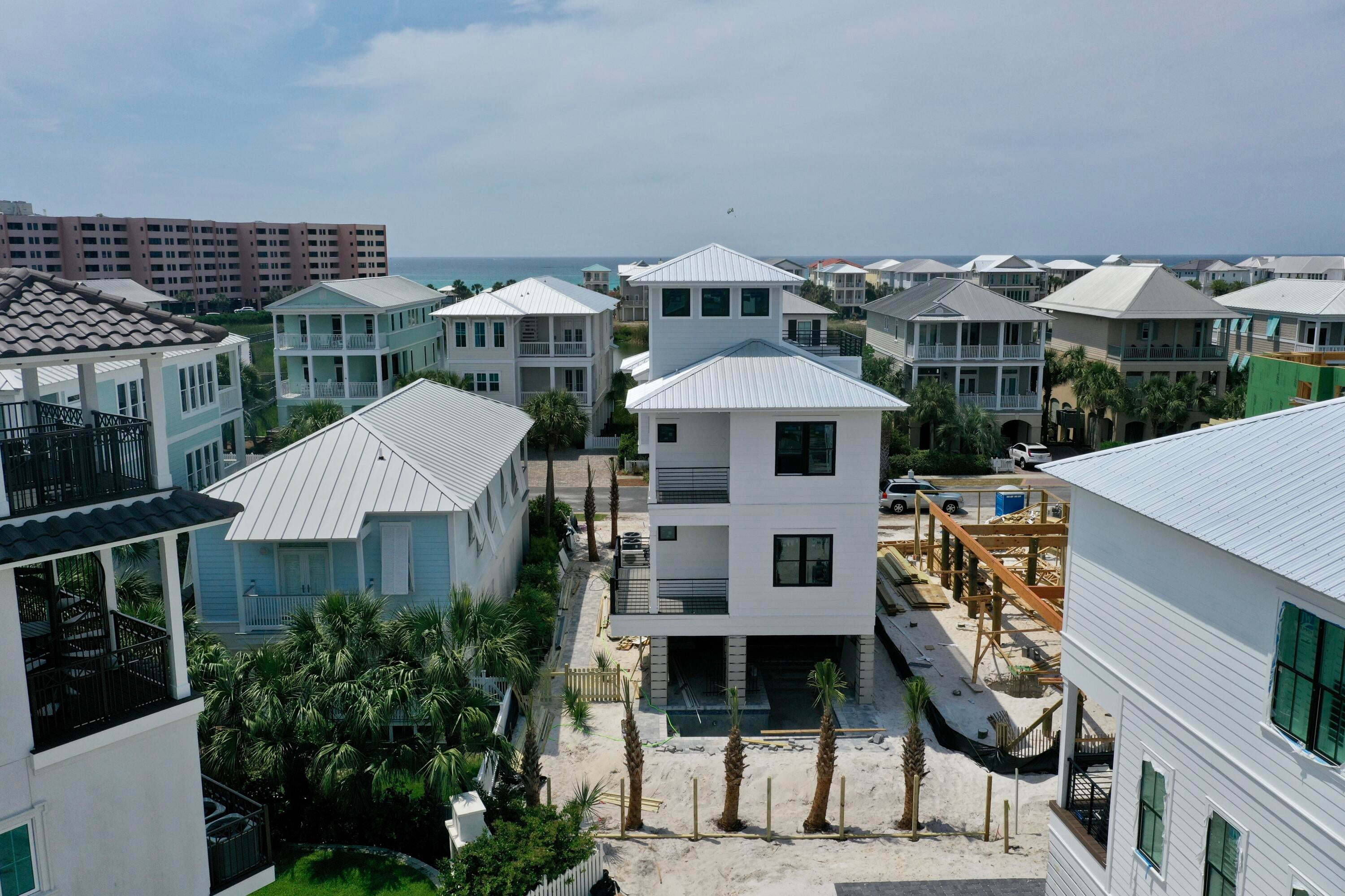 DESTIN POINTE - Residential