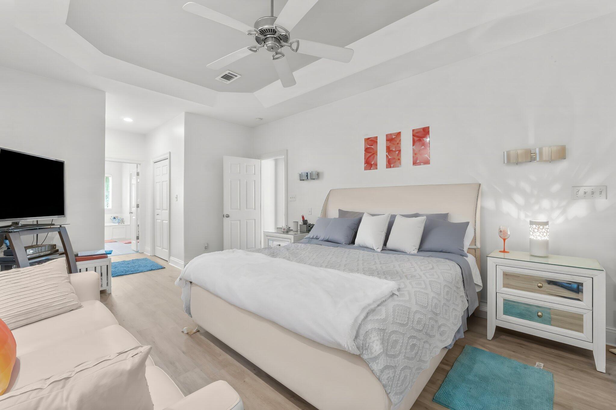 HOLIDAY SHORES EST 4TH
ADDN - Residential