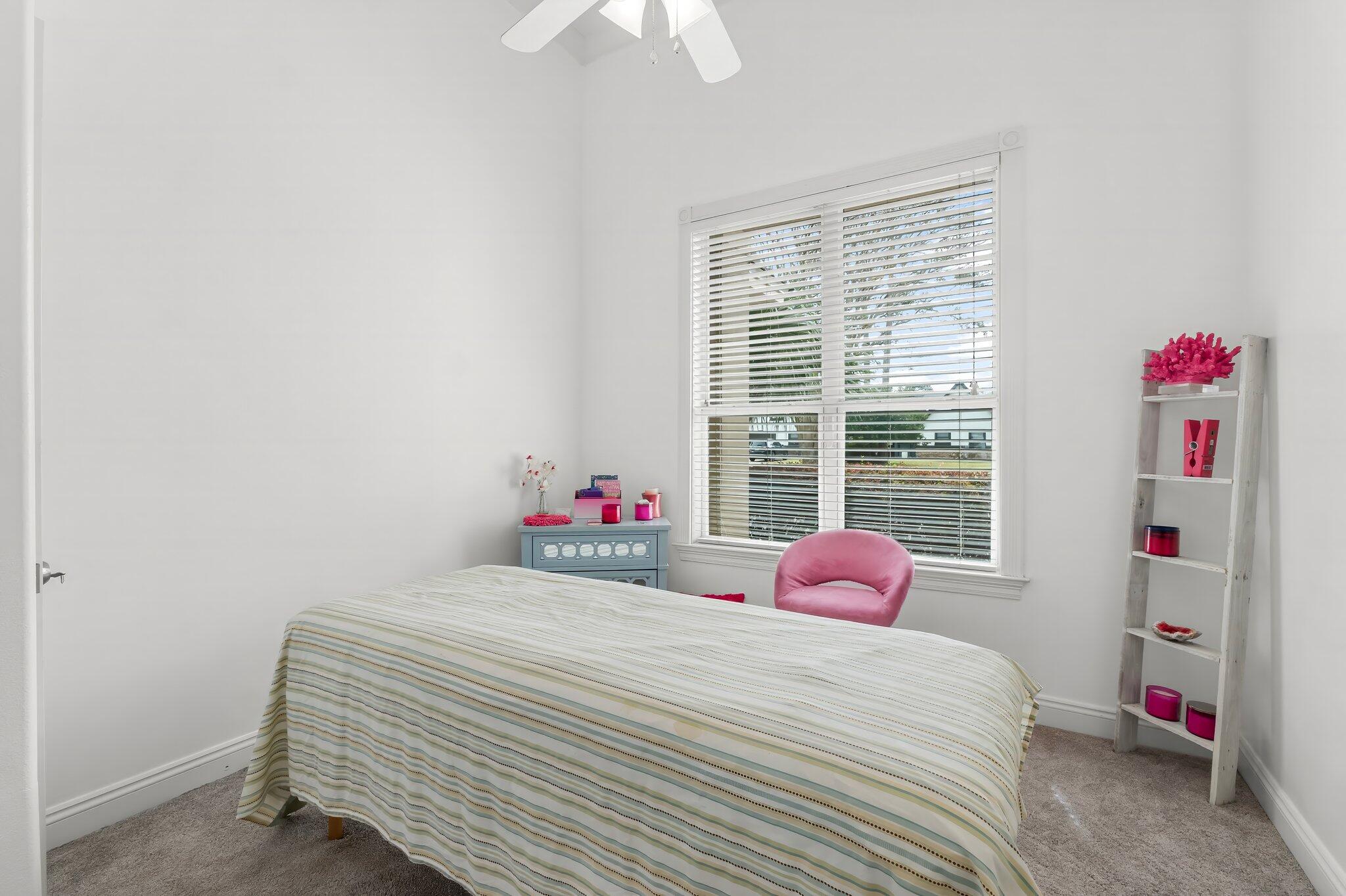 HOLIDAY SHORES EST 4TH
ADDN - Residential
