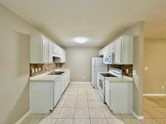 ANDALUSIA PLACE T/H'S - Residential Lease