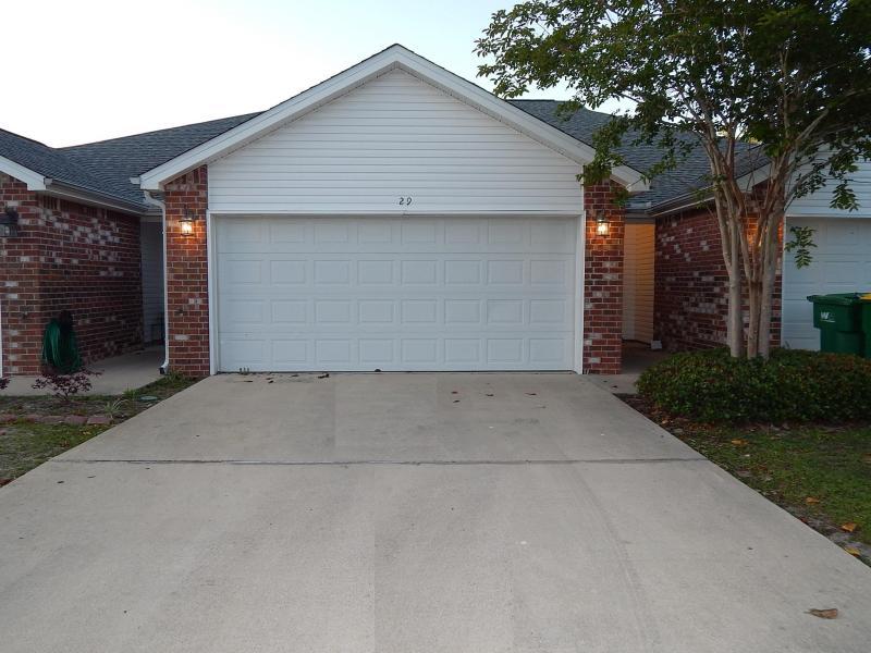 ANDALUSIA PLACE T/H'S - Residential Lease