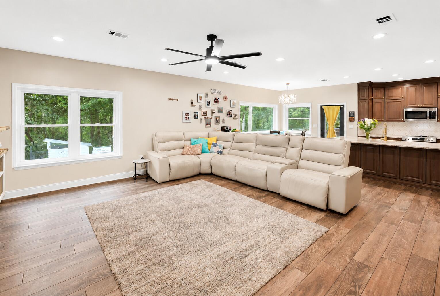 ASHLEY PLACE - Residential