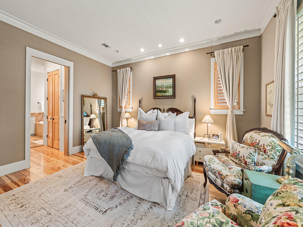 GRAYTON BAYOU - Residential
