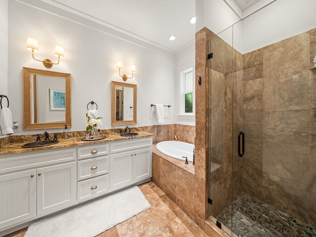 GRAYTON BAYOU - Residential