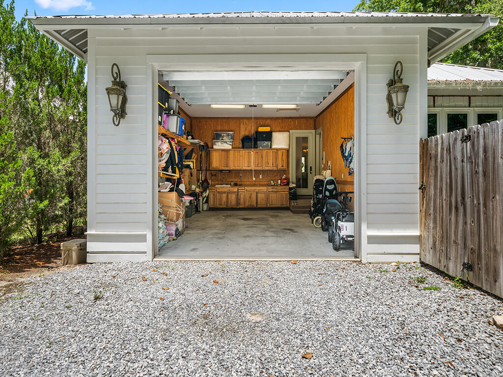 GRAYTON BAYOU - Residential