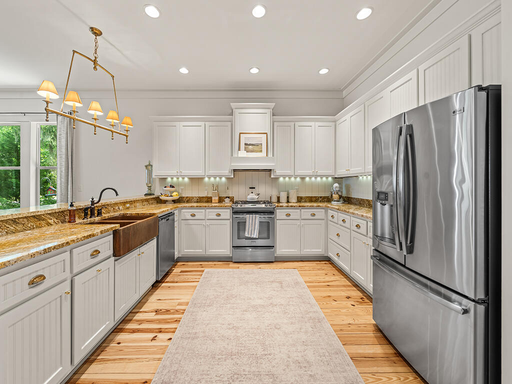GRAYTON BAYOU - Residential