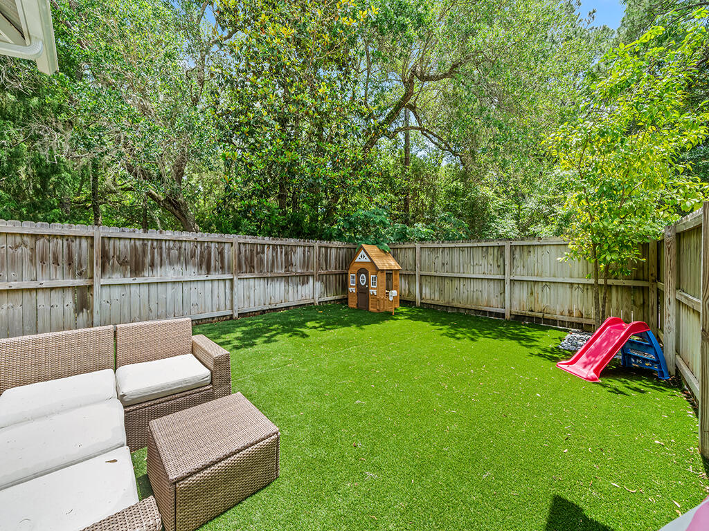 GRAYTON BAYOU - Residential