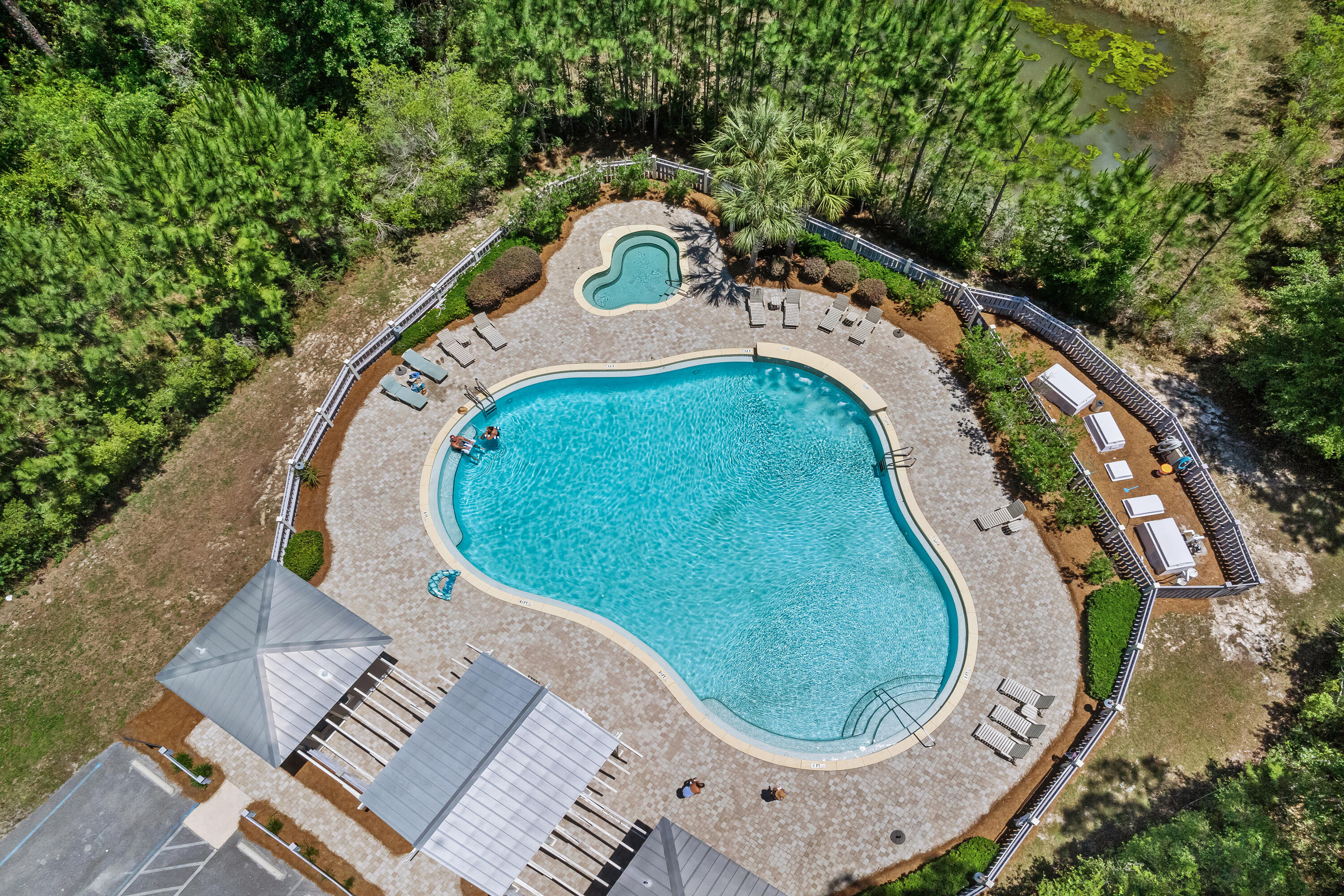 GRAYTON BAYOU - Residential