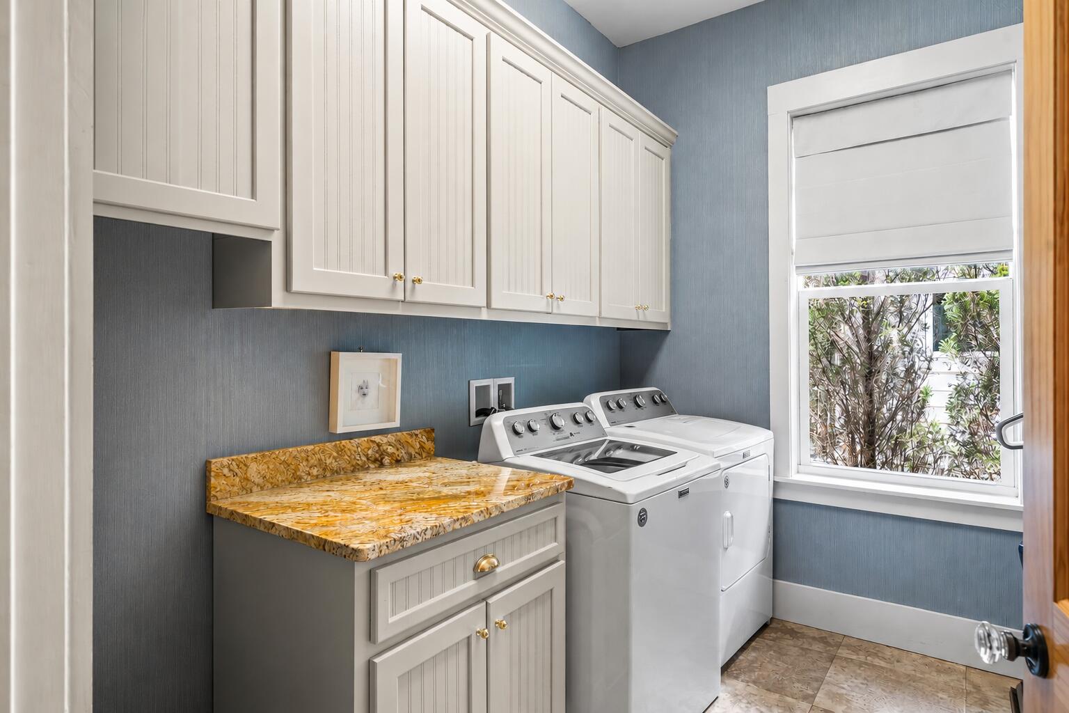 GRAYTON BAYOU - Residential