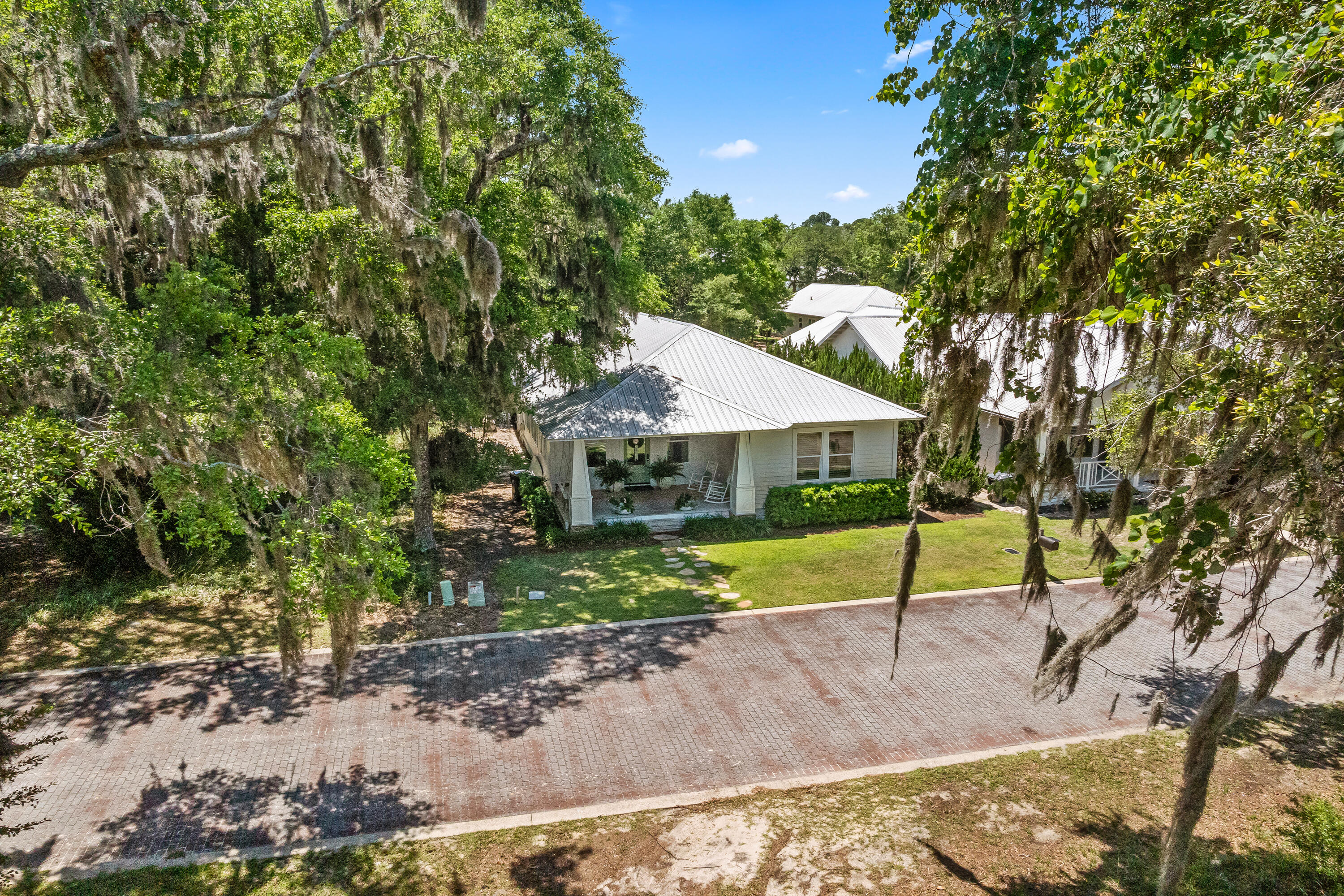GRAYTON BAYOU - Residential