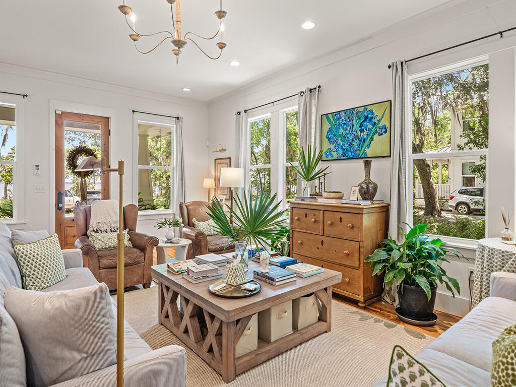 GRAYTON BAYOU - Residential