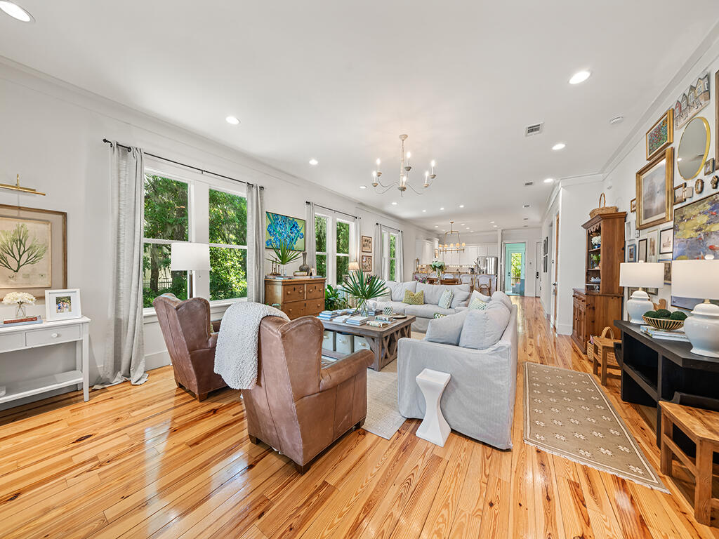 GRAYTON BAYOU - Residential
