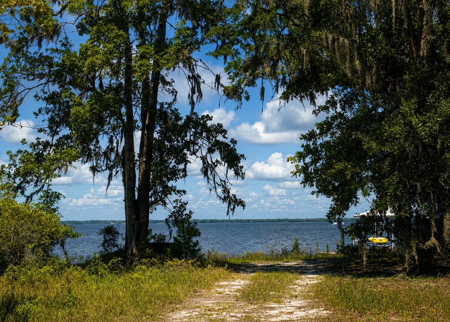 GRAYTON BAYOU - Residential