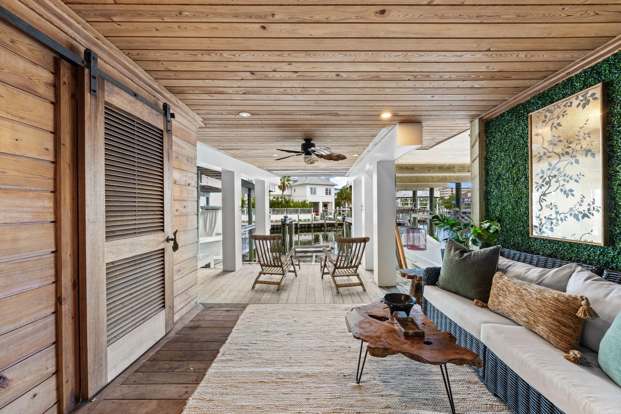 HOLIDAY ISLE - Residential